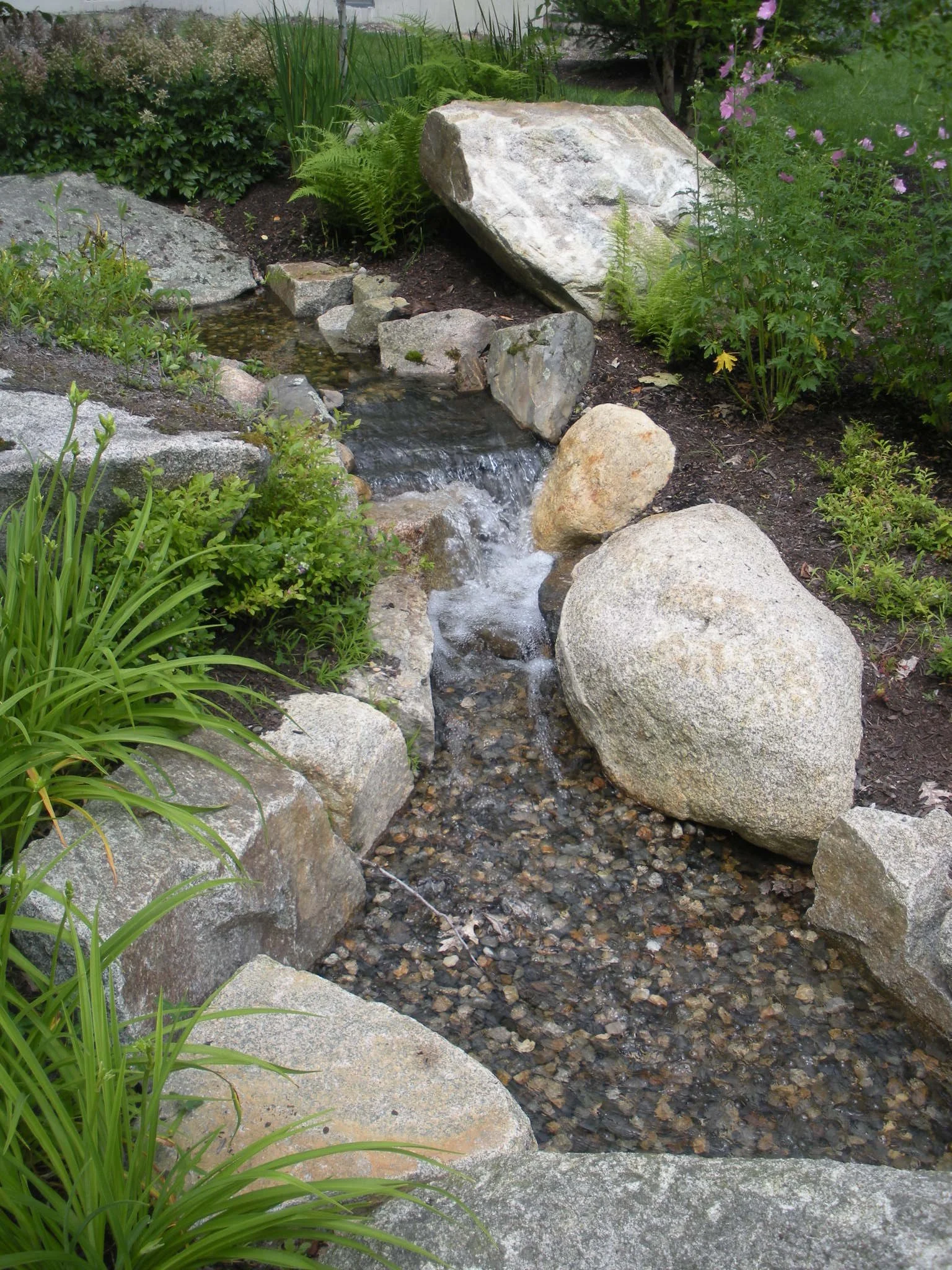 WATER FEATURE E1.jpg