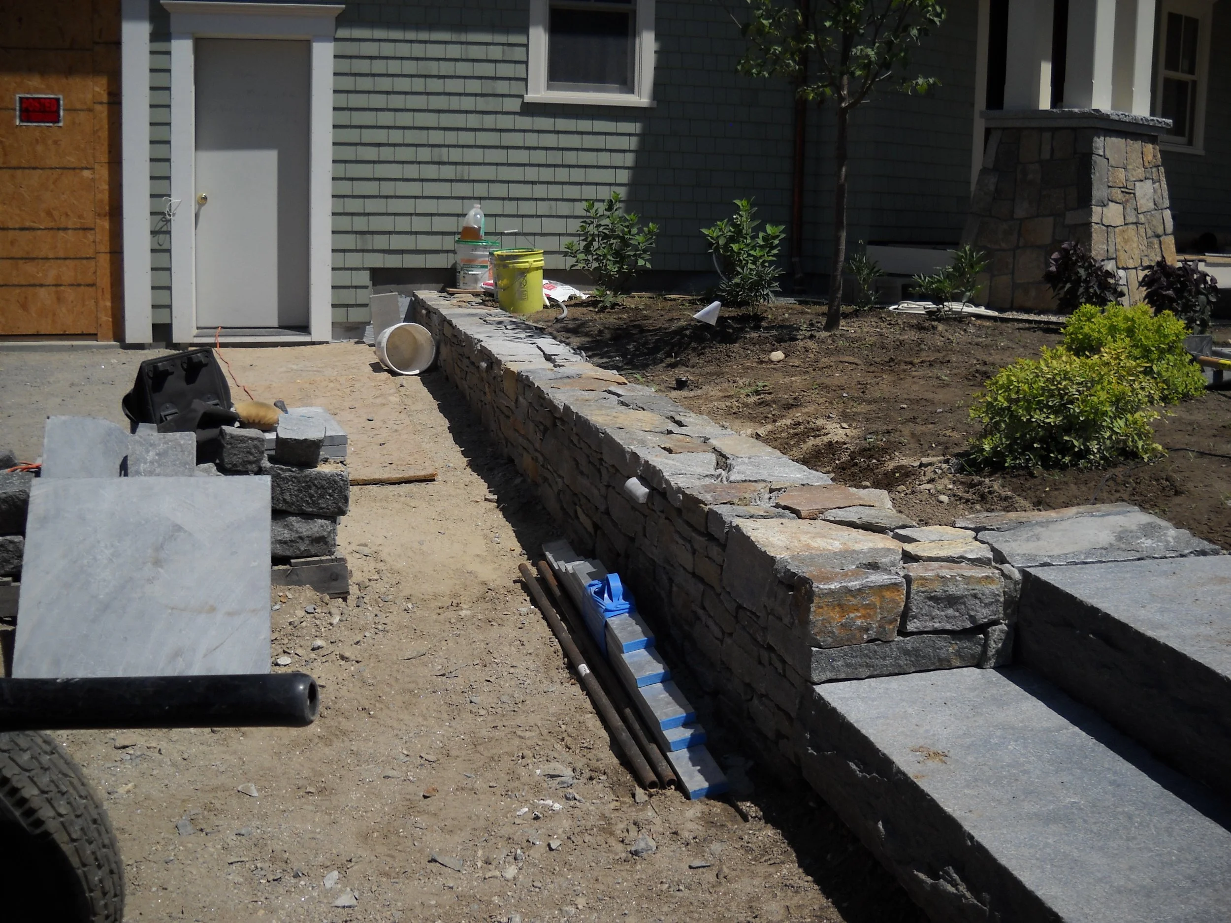 PATH ENTRYWAY B1.JPG