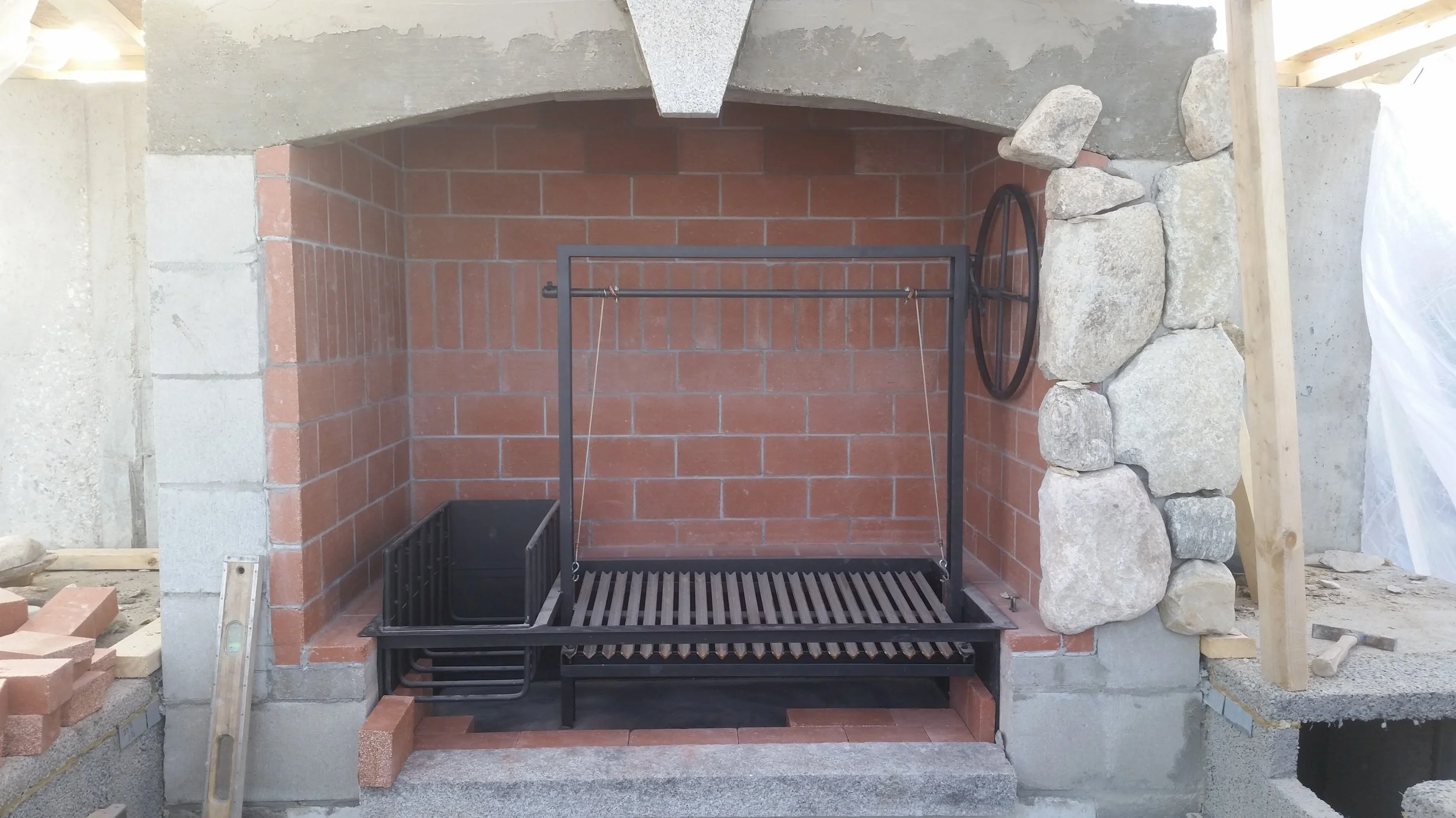 OUTDOOR FIREPLACE2.jpg