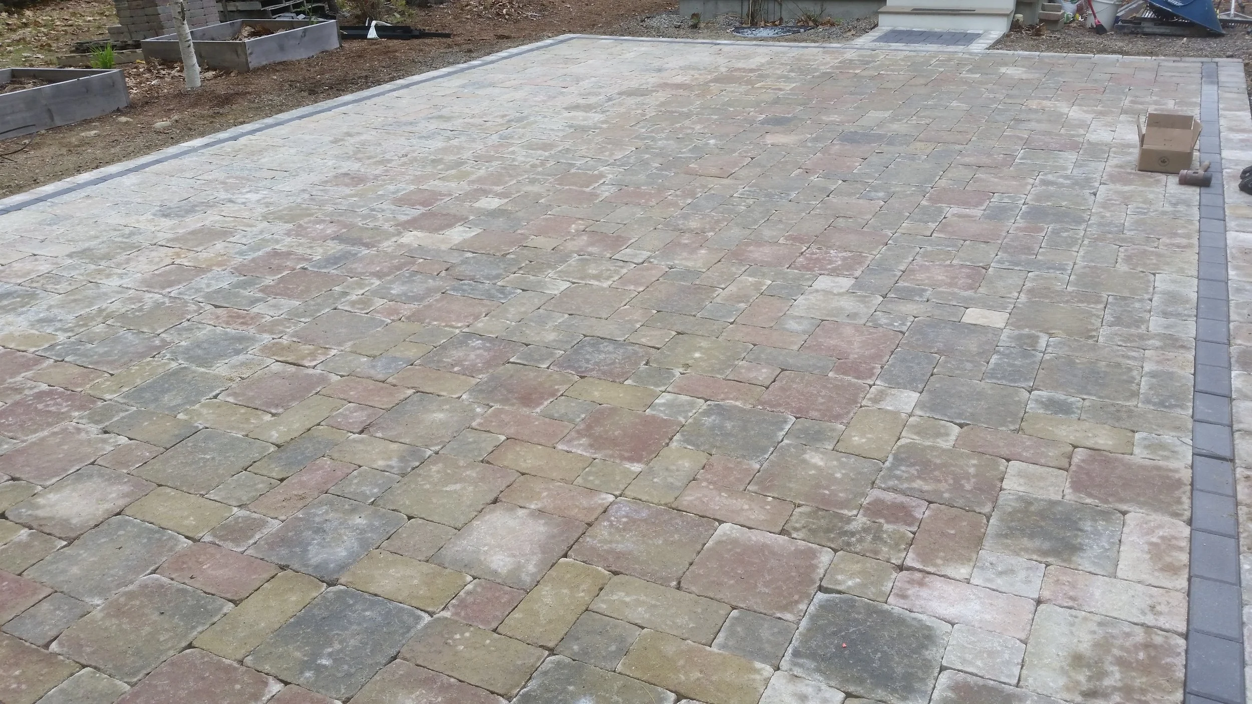 DRIVEWAY D2.jpg