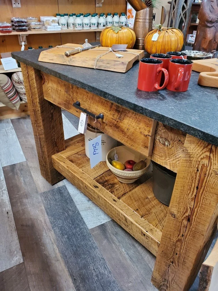 KITCHEN ISLANDA-1.jpg