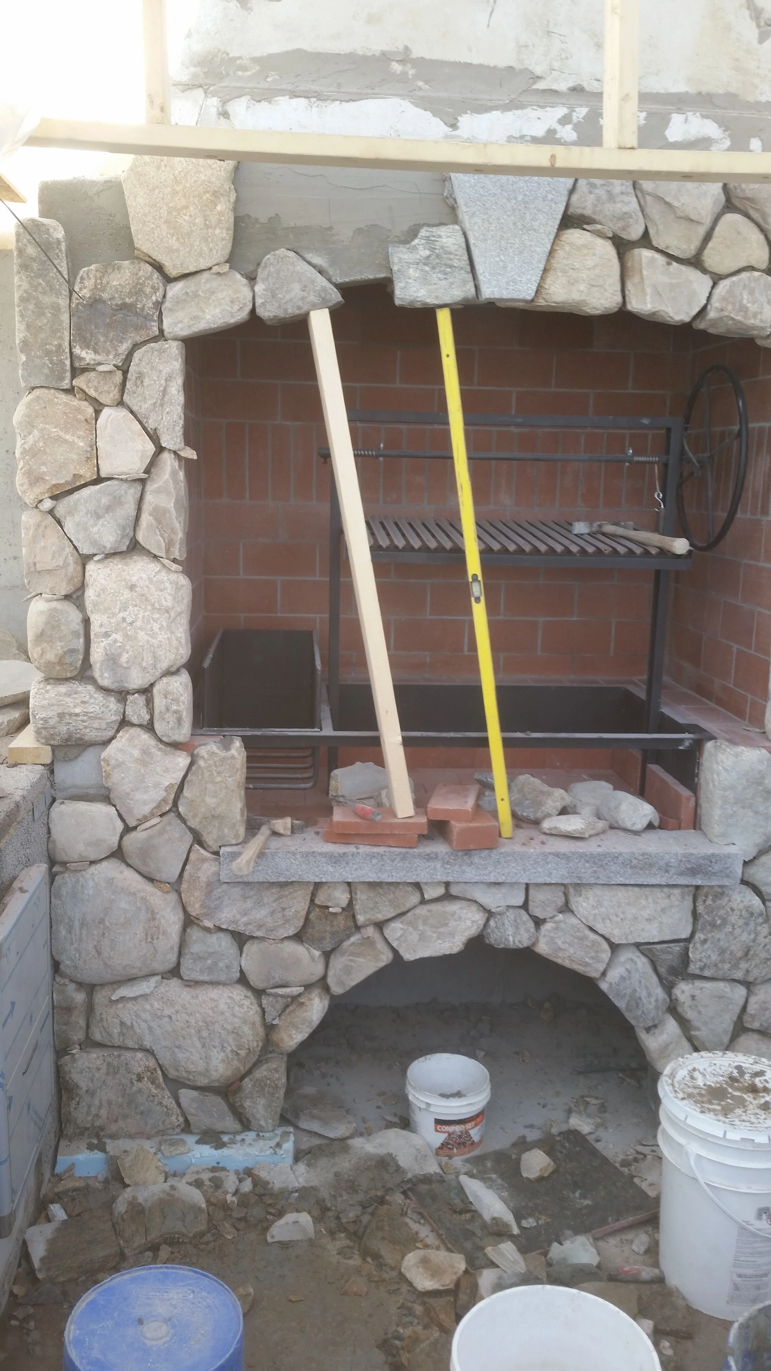 OUTDOOR FIREPLACE3.jpg