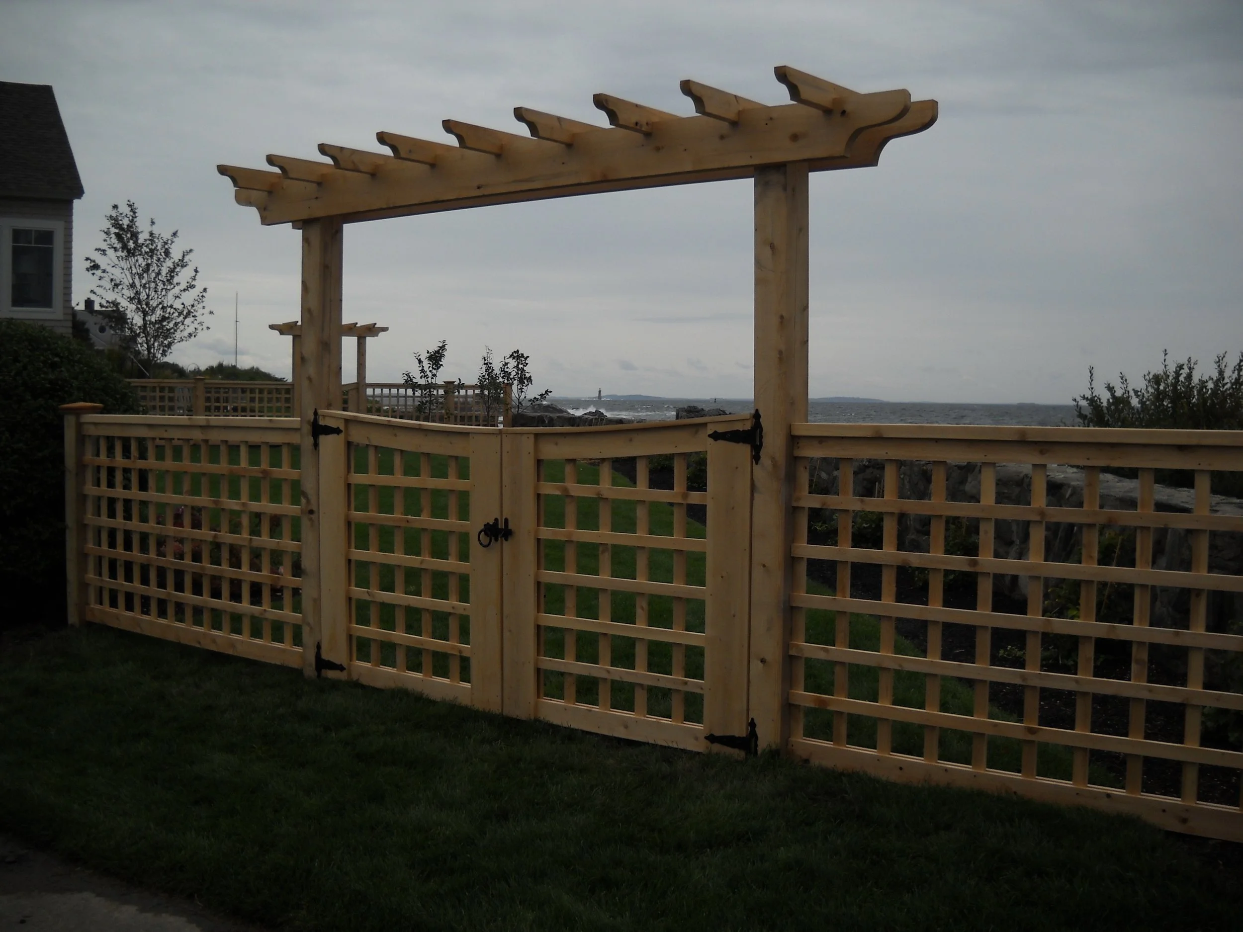 PERGOLA & FENCE A1.JPG