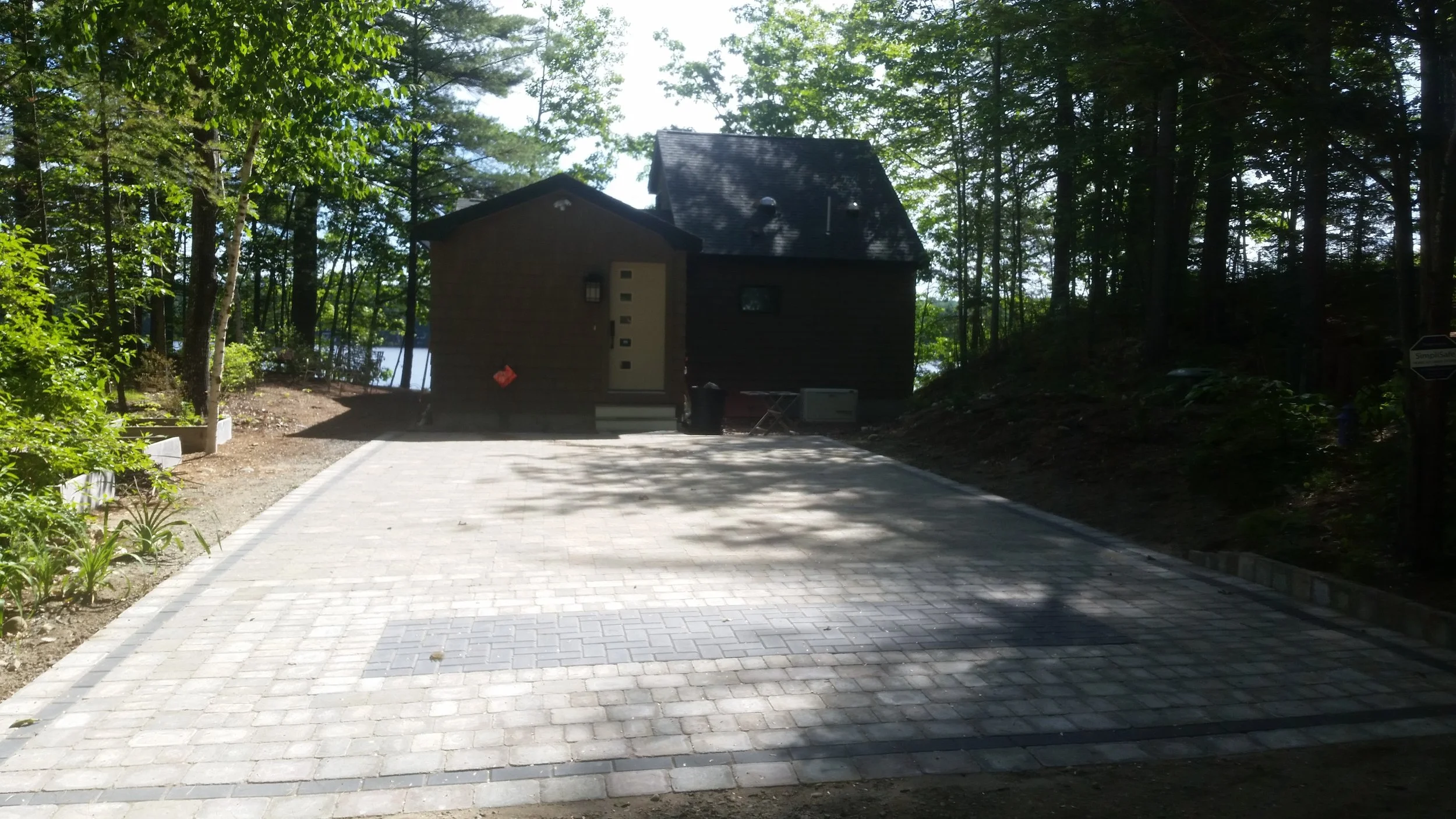 DRIVEWAY D1.jpg