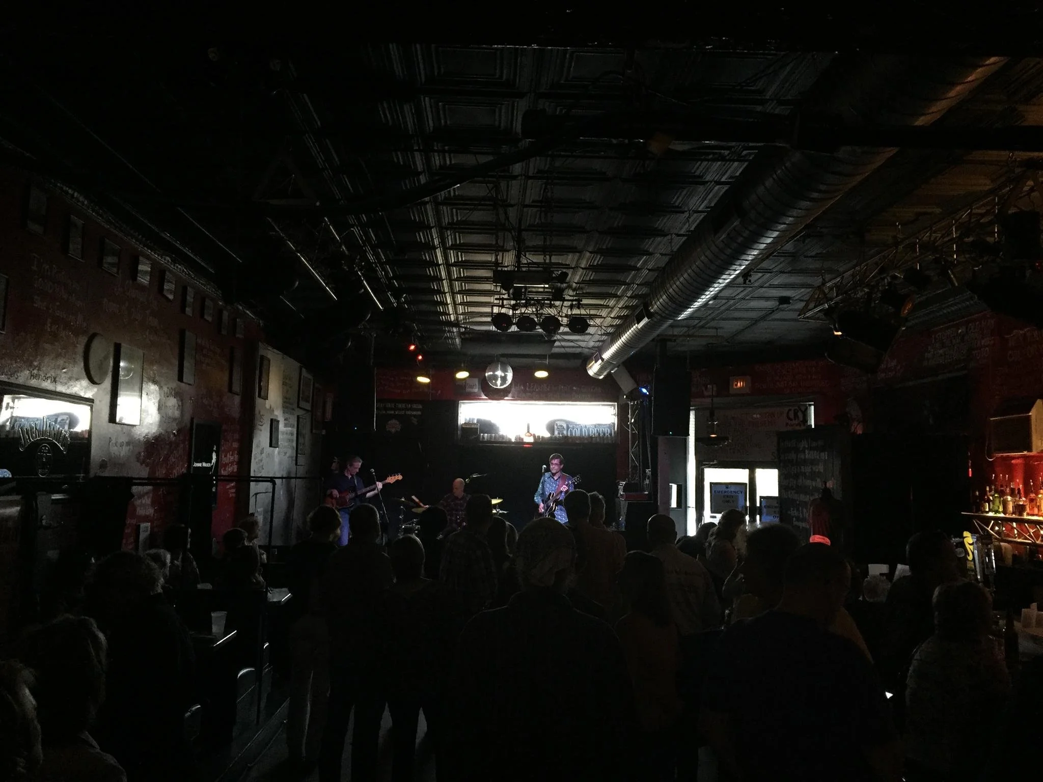 Lemon Sparks Live Photo by J Hart.jpg