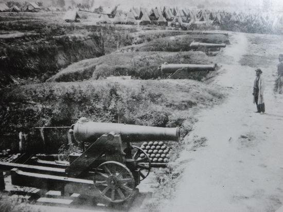 Cannons, tents, and foxholes at Chickamauga
