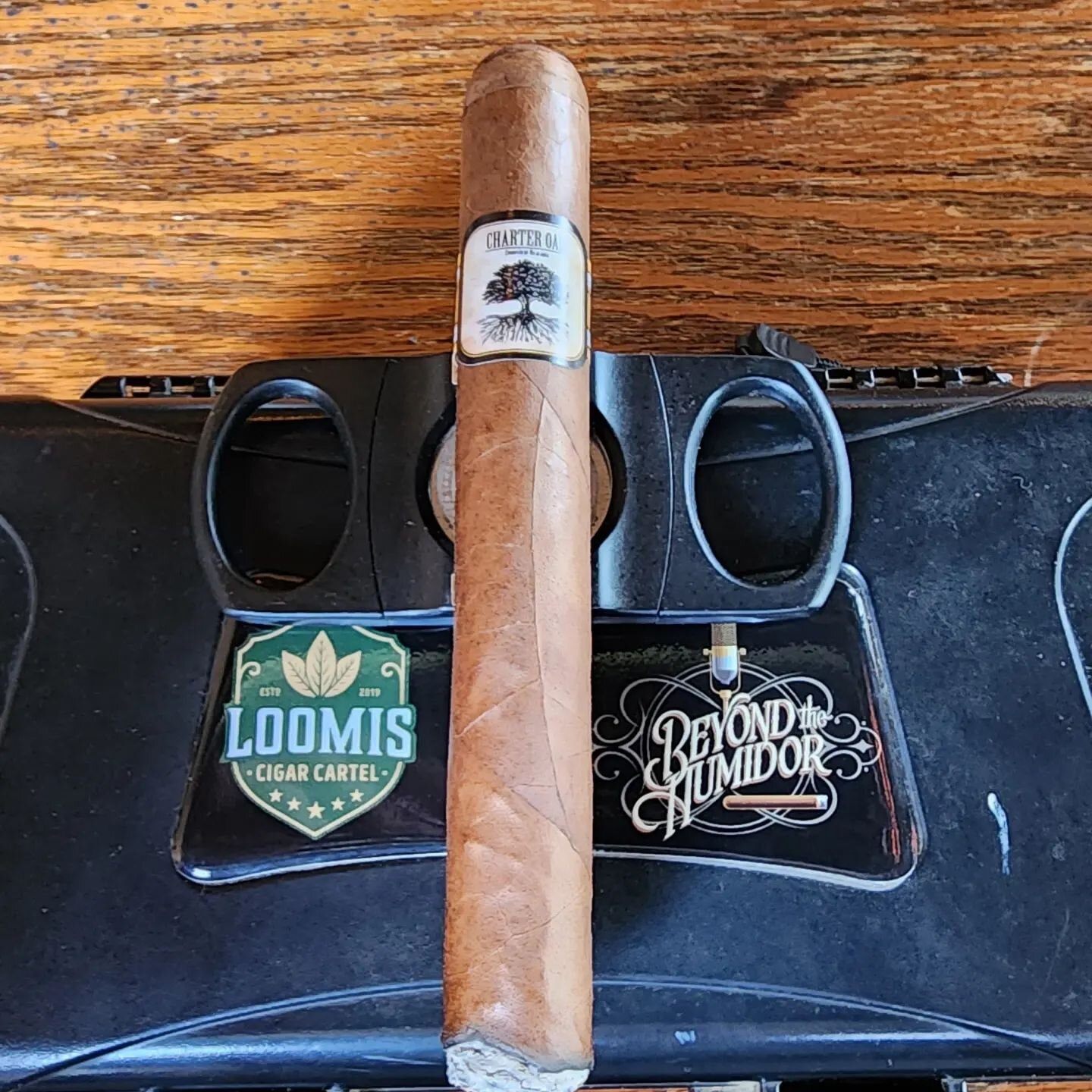 Once again we venture to the Vault in Meridian Idaho.  This time Scott Robinson and Greg Perry Visit.  Enjoying the Charter Oak Habano.  Get up here to Idaho and check them out!