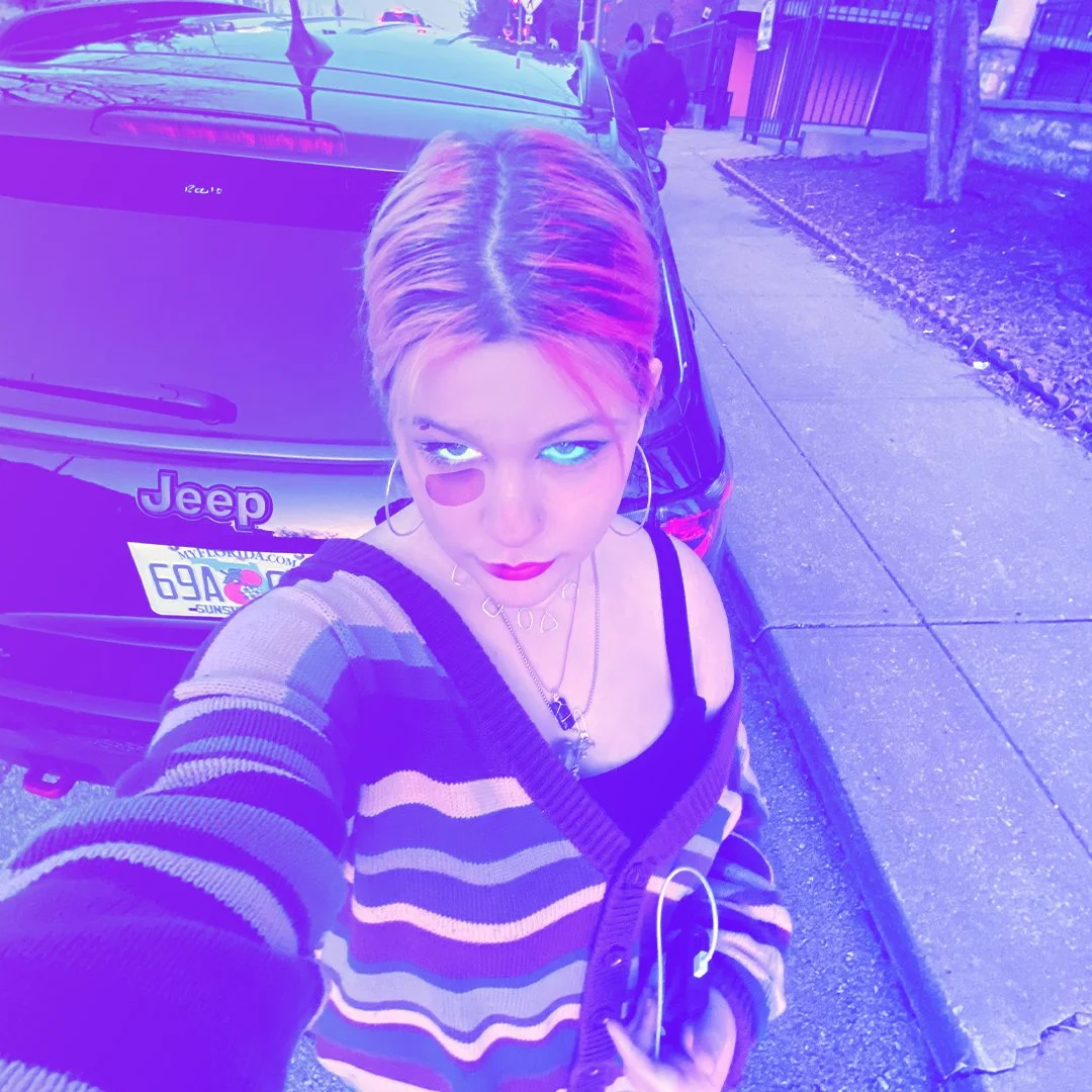 ZOE FINAL HEADSHOT JPG.jpg