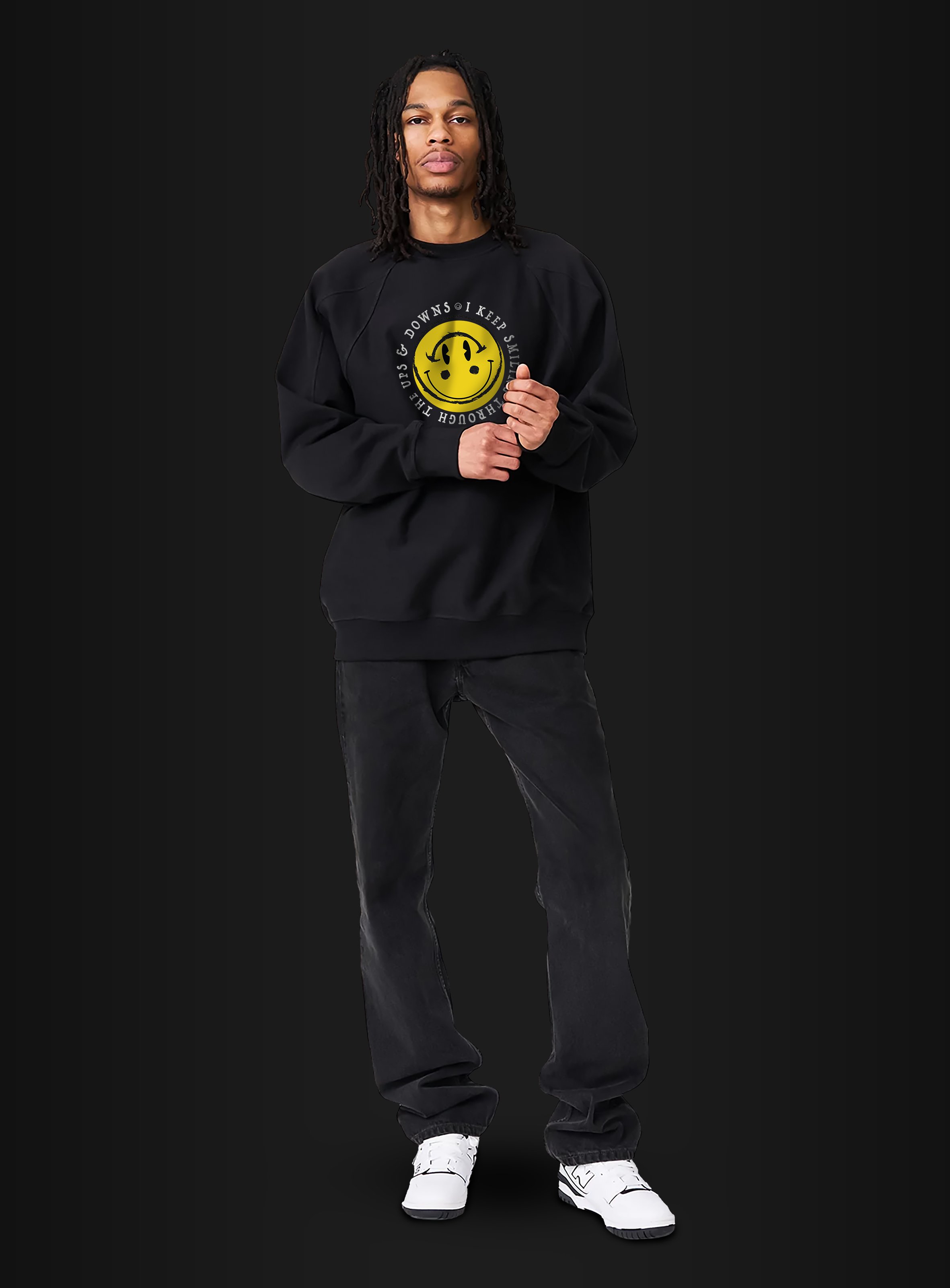 keep smiling_black_front_model.jpg