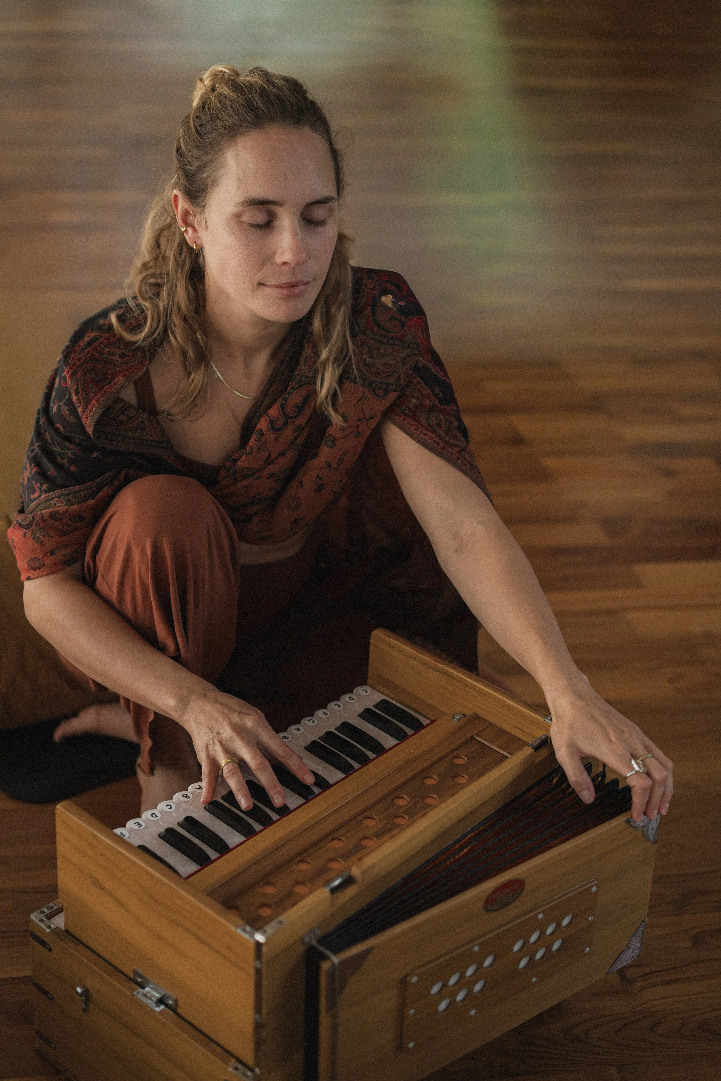 Kirtan1