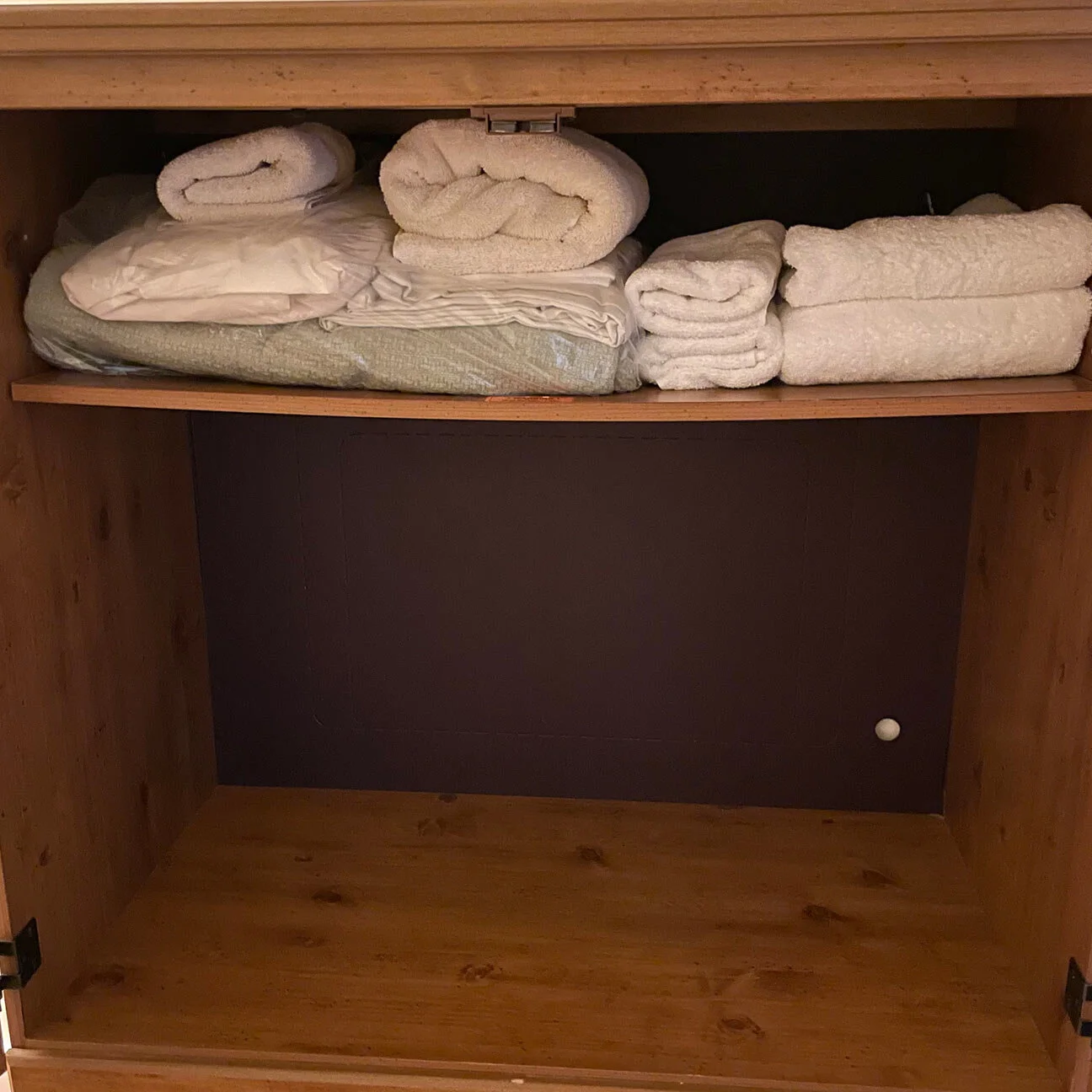 7_cabinets_745.jpg