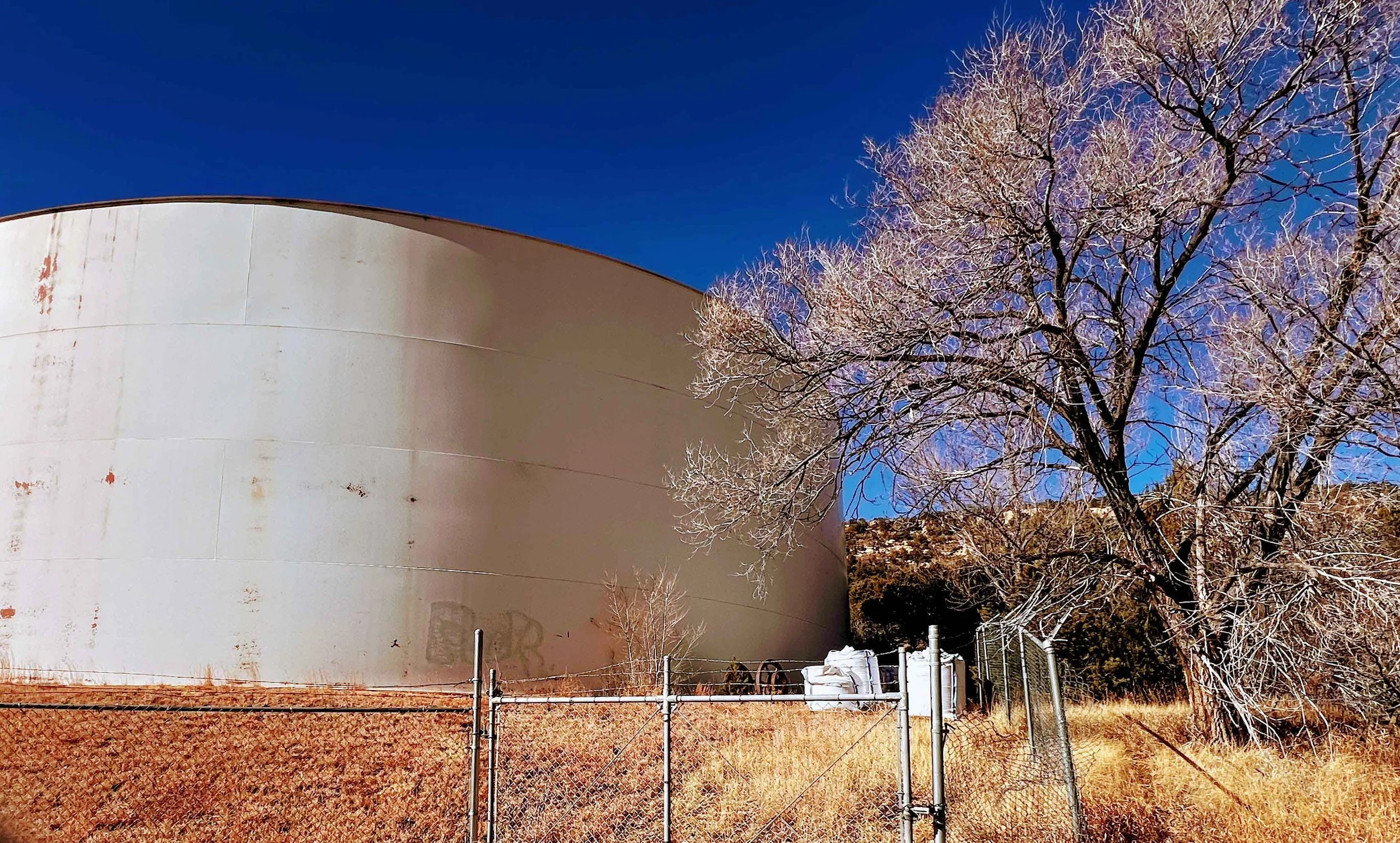 2024-Raton-Water-Tower-Film-Location-Raton-Ann-Theis-01.jpg