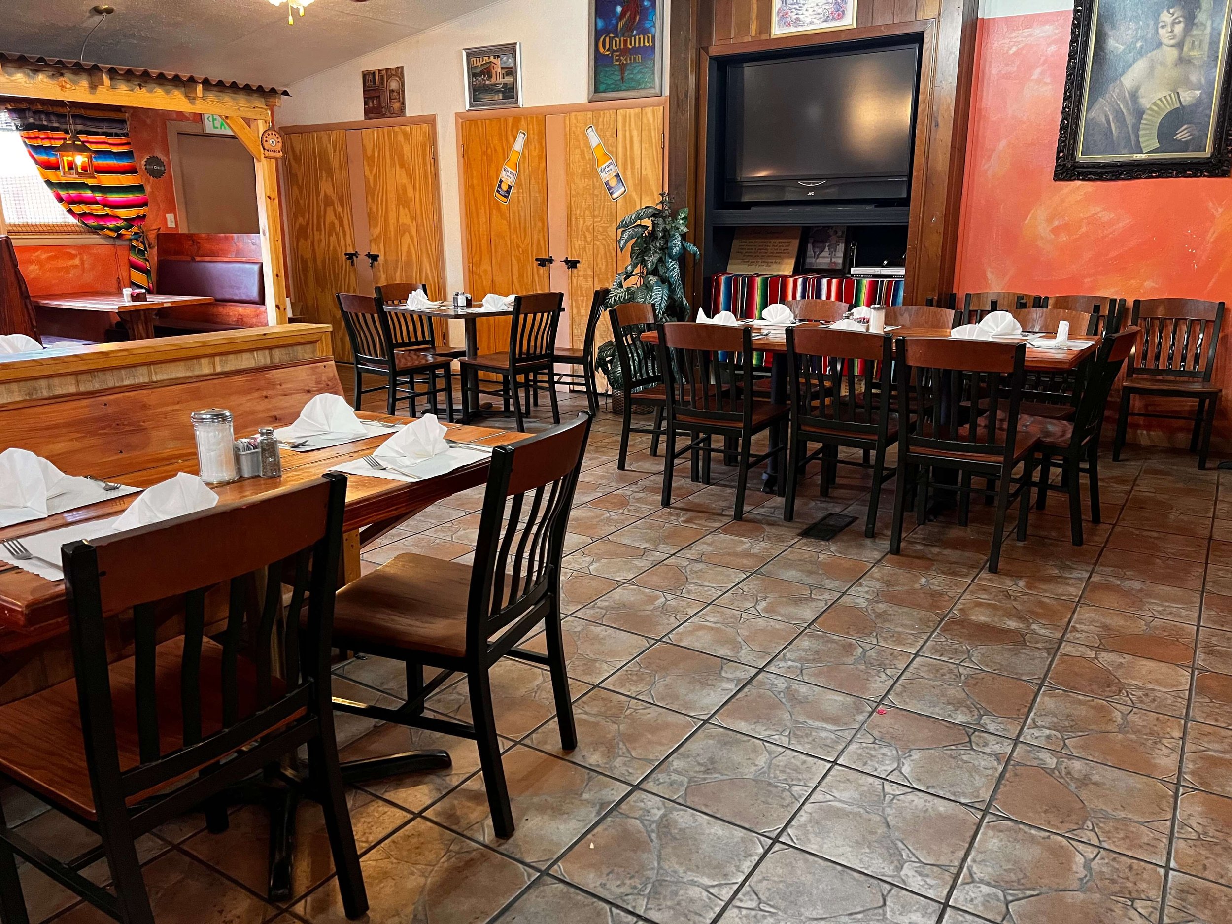 Casa Lemus Restaurant 2026 upload 4.jpg