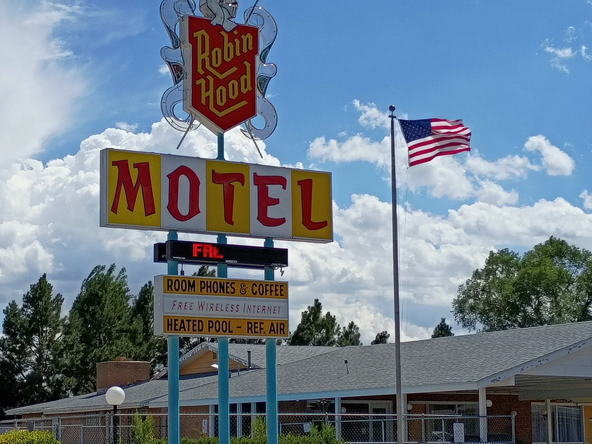 Robin Hood Motel