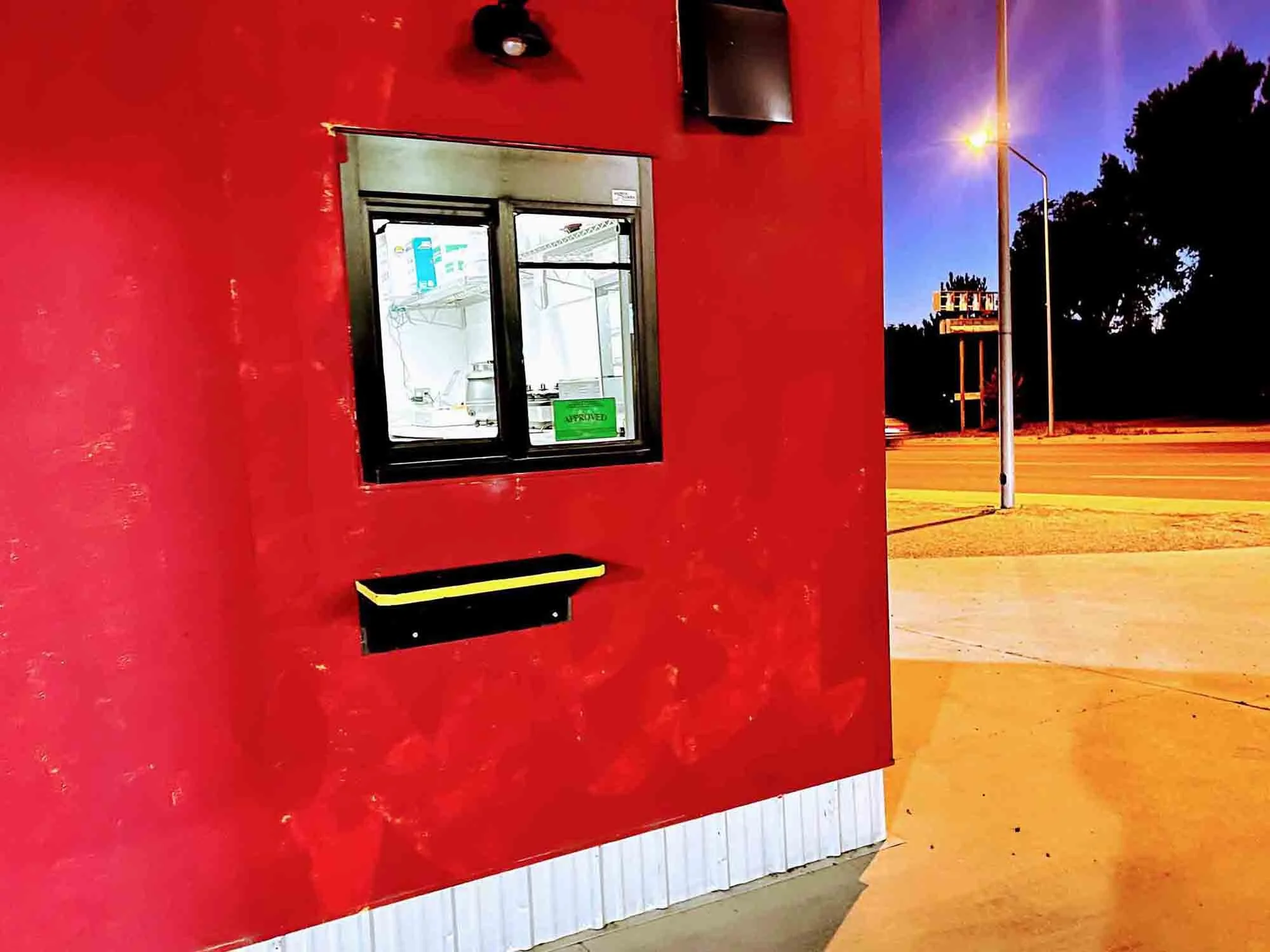 RatonFilmLocation2023-EpicEatsDriveThru-AnnTheis-web-06.jpg