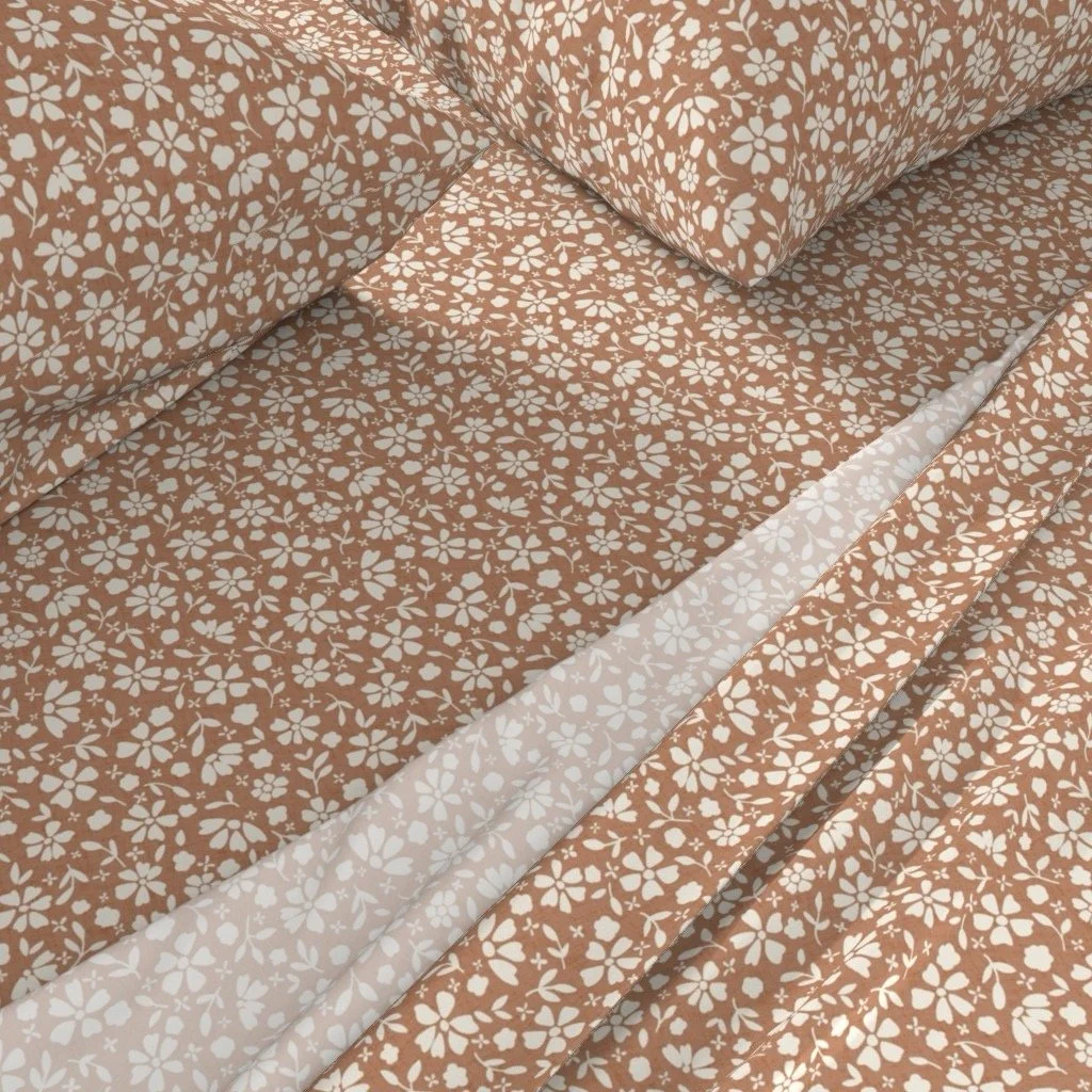 ditsy-floral-sheet-set-in-rust