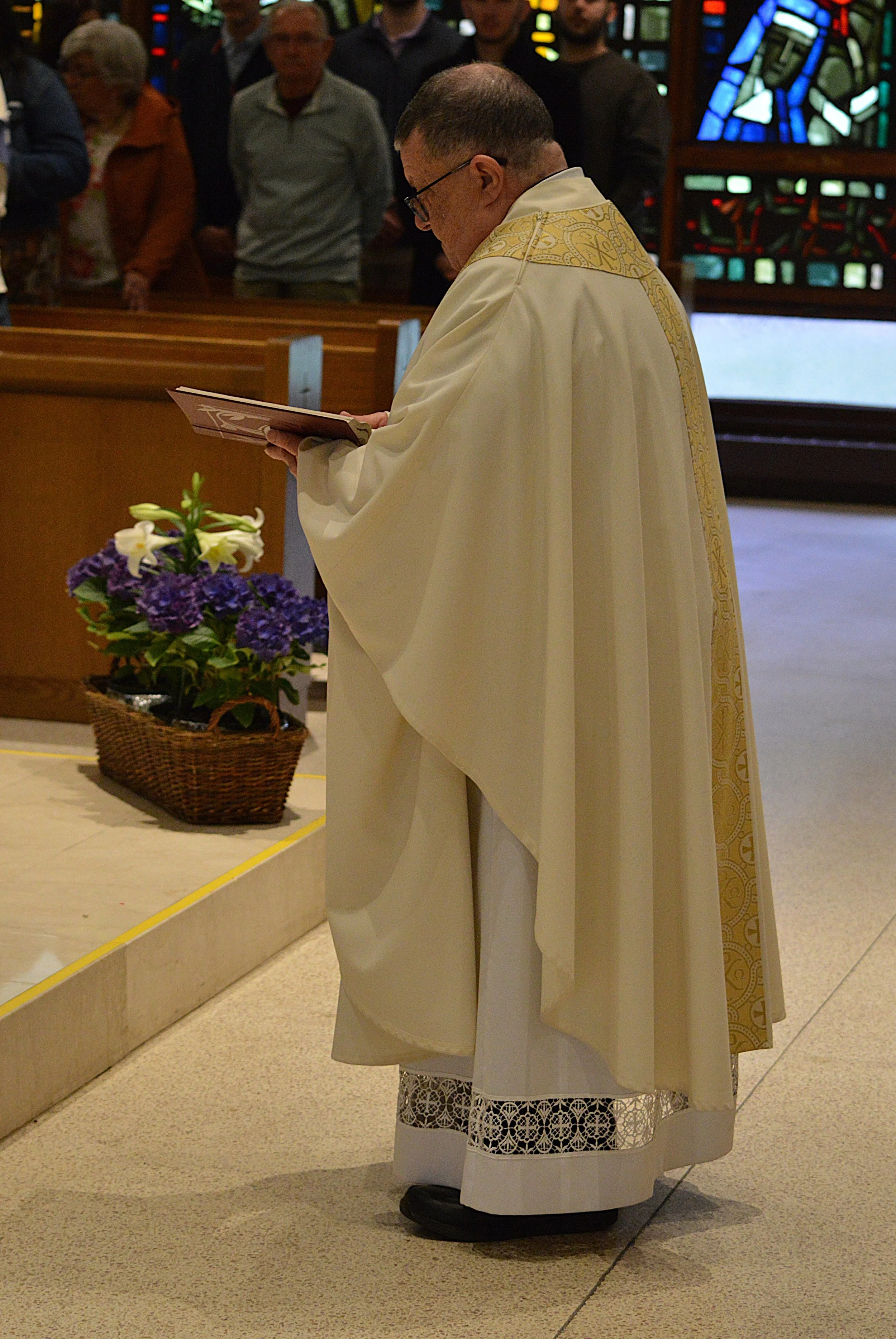 St James Easter 3.JPG