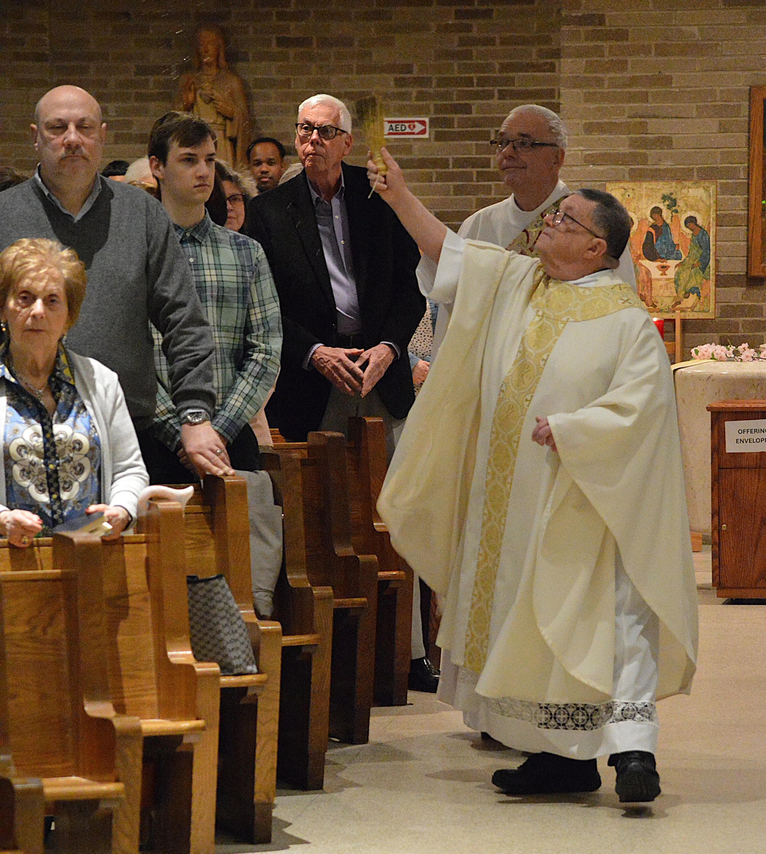 St James Easter 9.JPG