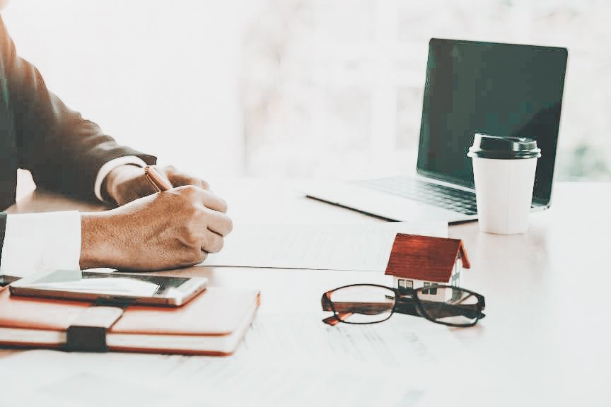 Why You Need a Copywriter for Real Estate