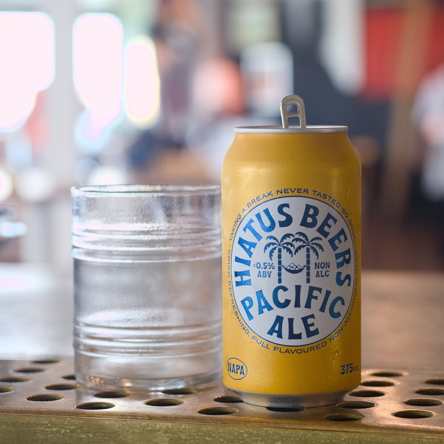 🍺 Hiatus Pacific Ale 🍺 

The best non-alc beer we&rsquo;ve found! Full flavoured &amp; crisp without that sweetness you can get with some zero beers.

A local Qld gem from the Gold Coast
-
-
-
-
@drinkhiatusbeers #dryjanuary #nonalcbeer #nonalcohol
