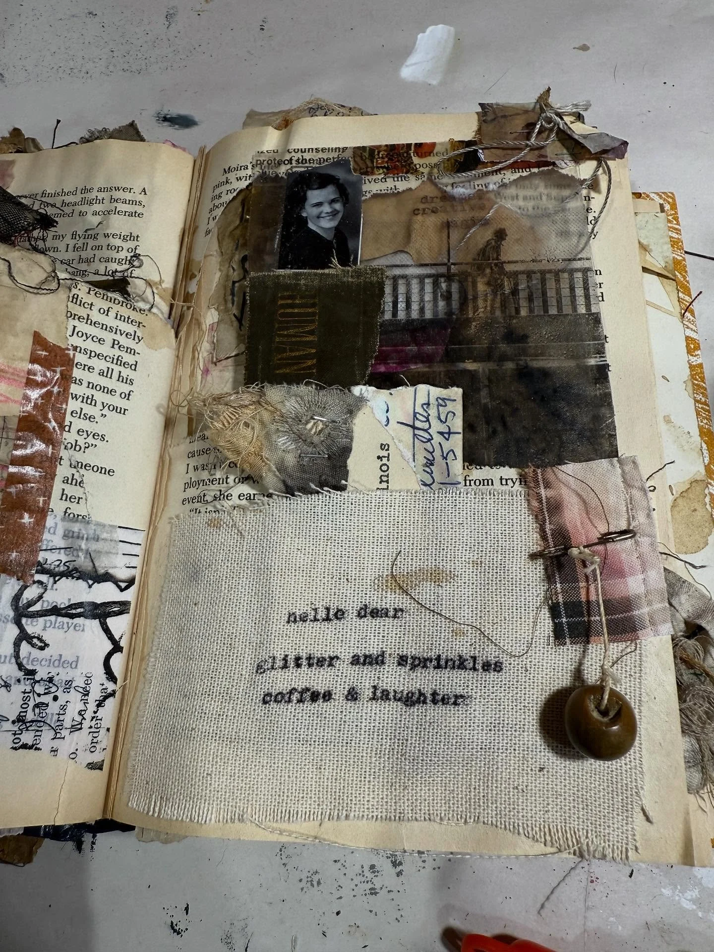 The secret messages of your journal. 

#artjournal #journaling #mixedmedia #multimedia #collage #storytelling