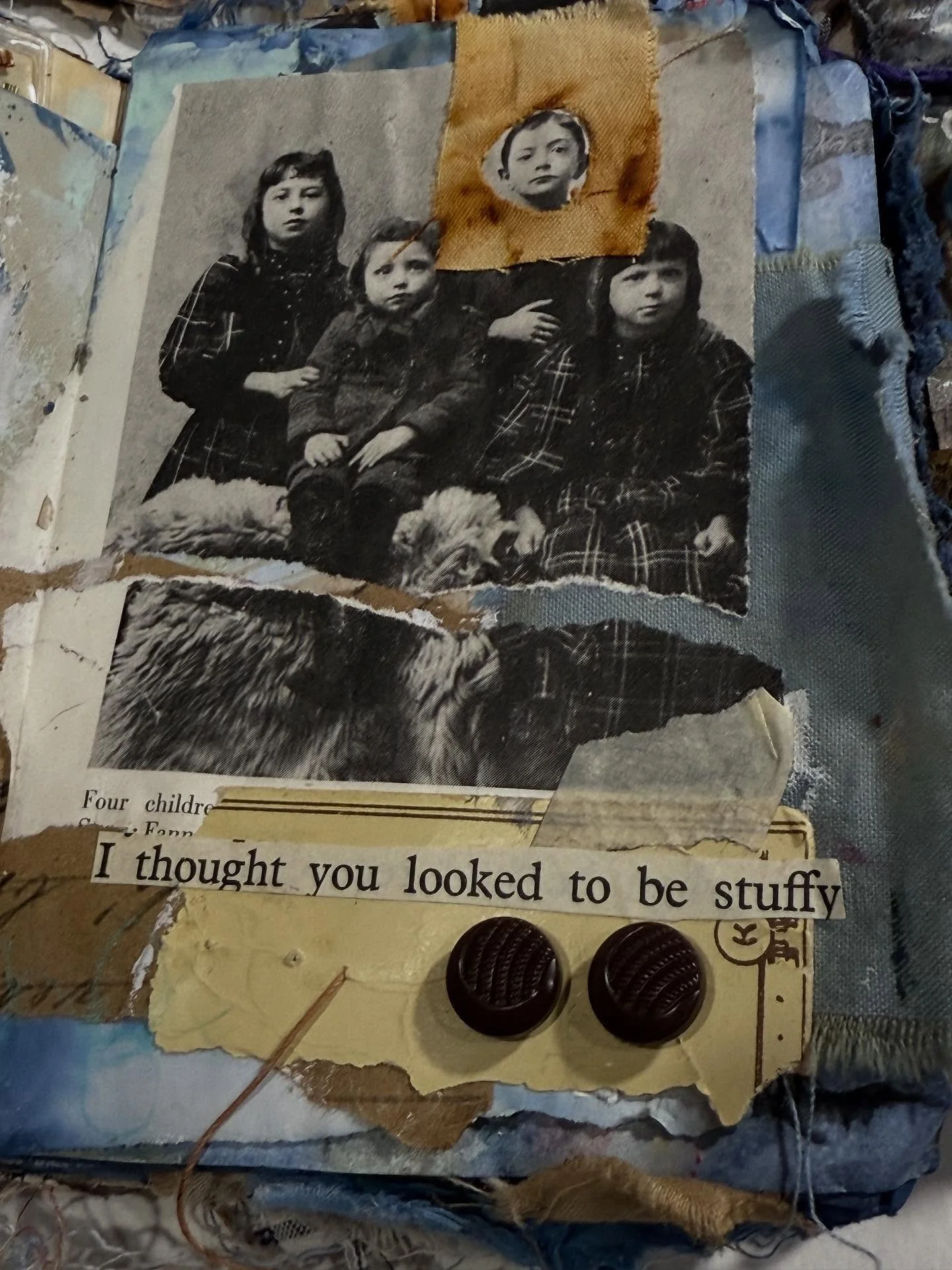 I love me a button card. It&rsquo;s just something about it that tugs my heart strings. 

What is something you just can&rsquo;t get enough of in your journal? 

Happy Saturday! #artjournal #journaling #mixedmedia #collage #paperart #bookart #visuald