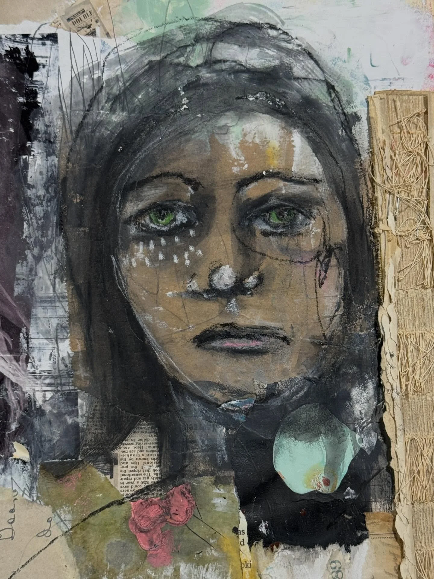 The clock is ticking! ⏳ There are exactly 2 weeks left to join me at the @sacredmakers Sacred Makers Soul Retreat this June on the beautiful Squam Lake. I&rsquo;ll be leading a powerful workshop focused on the self portrait for healing. Using express