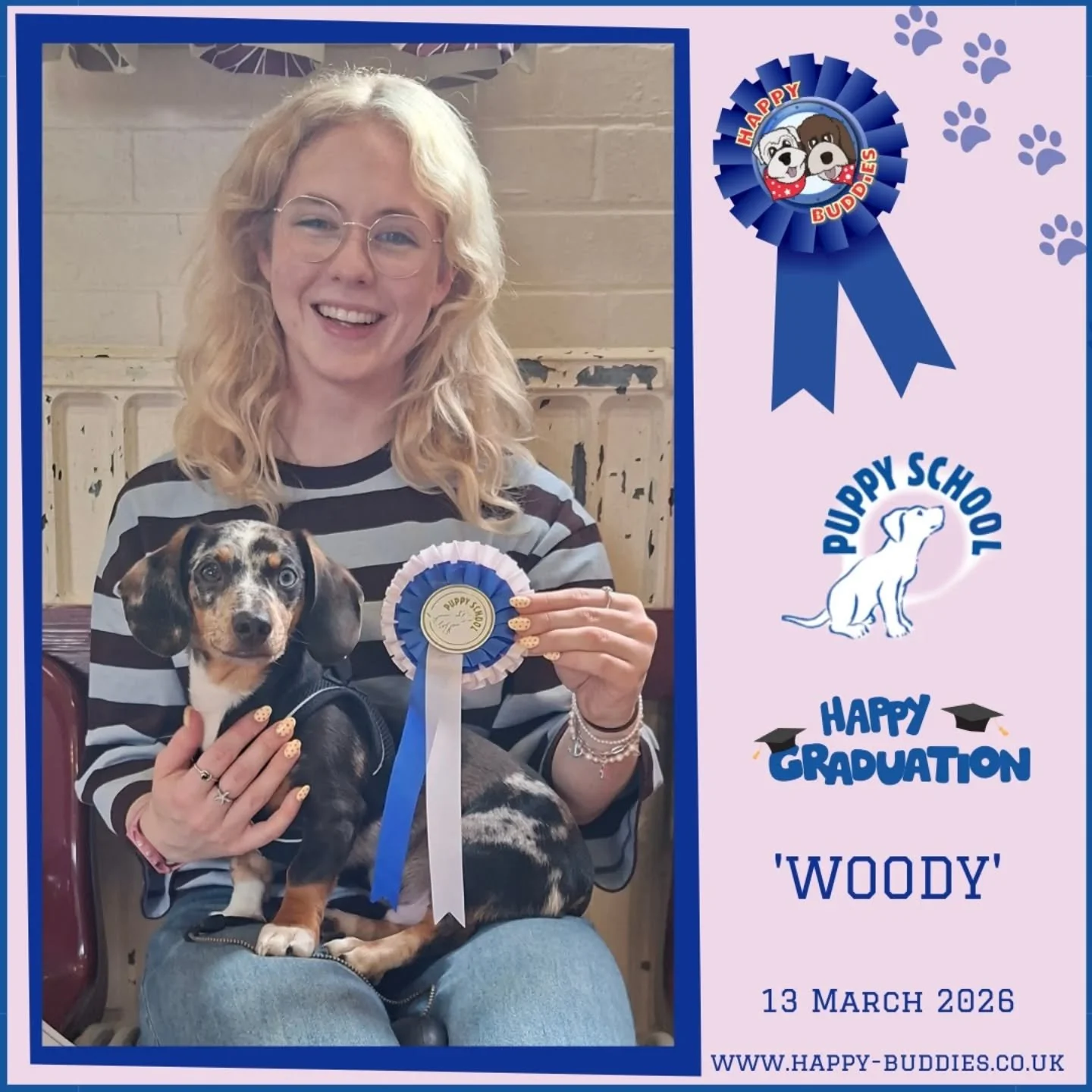 🐶🎓 𝗣𝘂𝗽𝗽𝘆 𝗦𝗰𝗵𝗼𝗼𝗹 𝗚𝗿𝗮𝗱𝘂𝗮𝘁𝗲𝘀 🎓🐶

Oooh this group have been wonderful! My Friday mornings won't be the same without them 😭. 

They've been a pretty chilled out group actually! Bruce has been horizontal for most of it 🤣 but Elphi