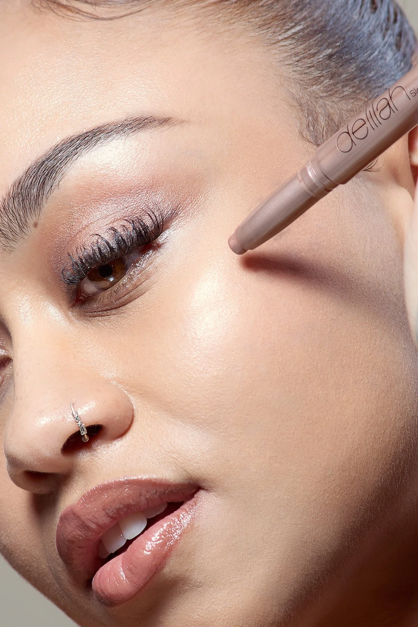 Ryan Hall Studios-Make Up campaign-delilah 1.jpg