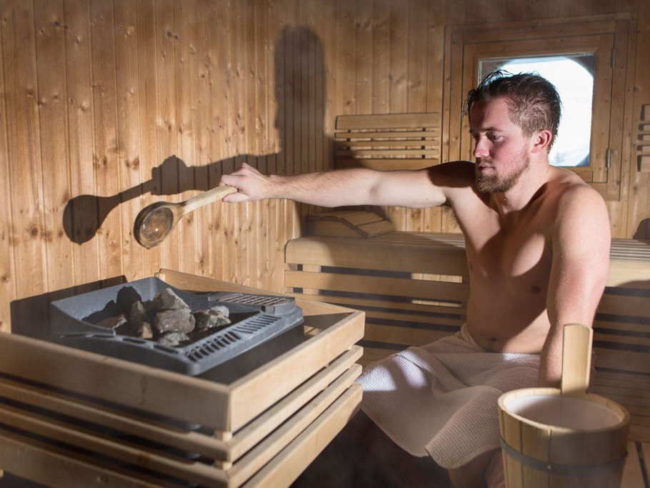 MountainLodge-gallery-sauna03.jpg
