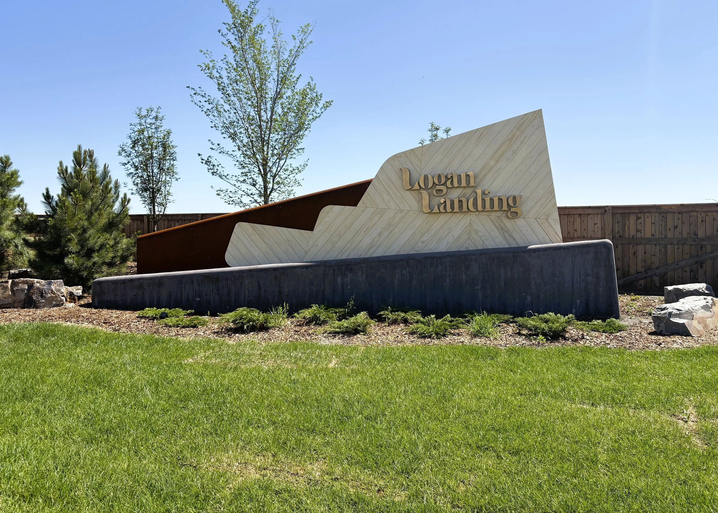 LOGAN LANDING ENTRY FEATURE