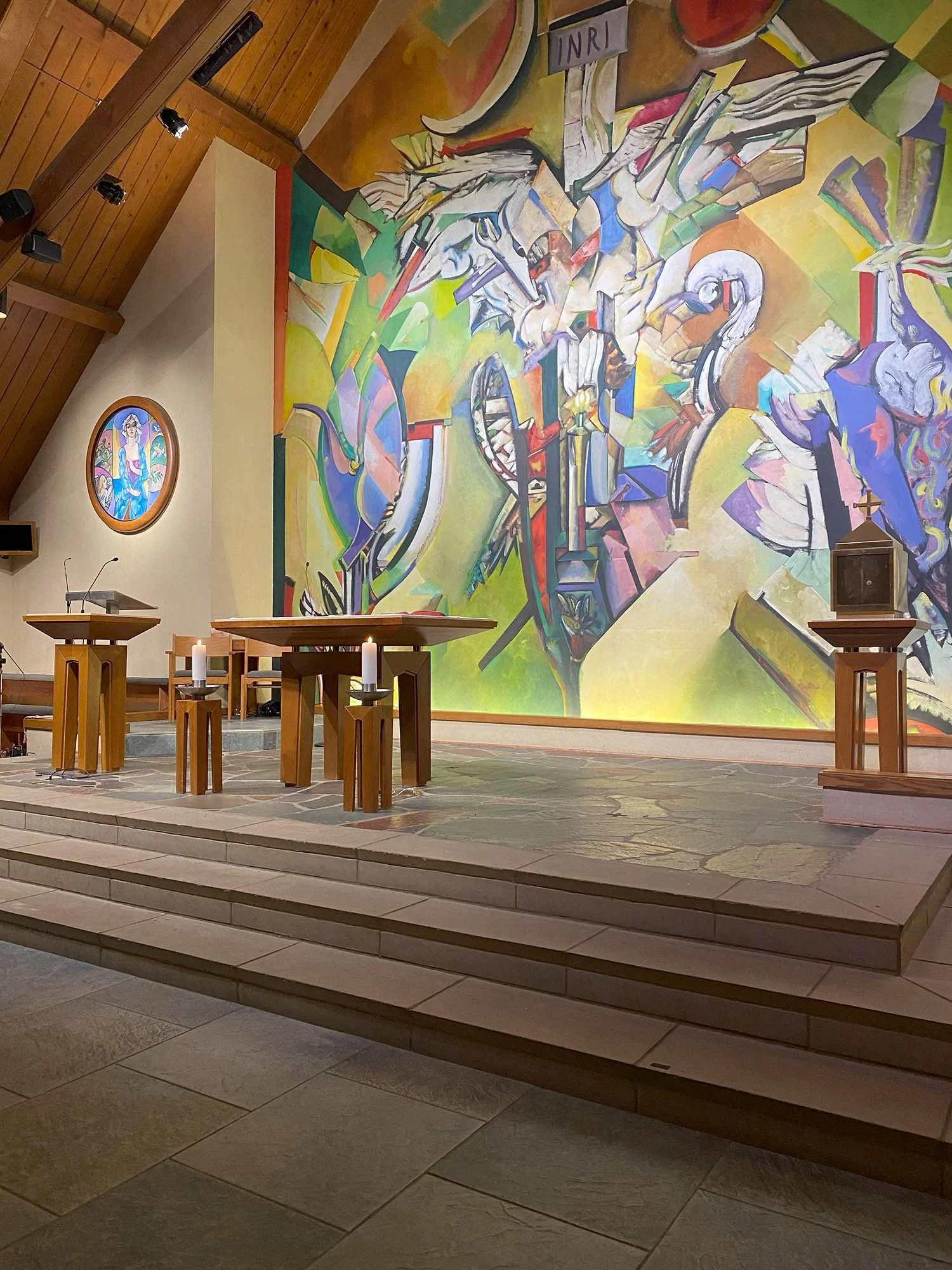 Adoration-chapel-2024_04.jpg