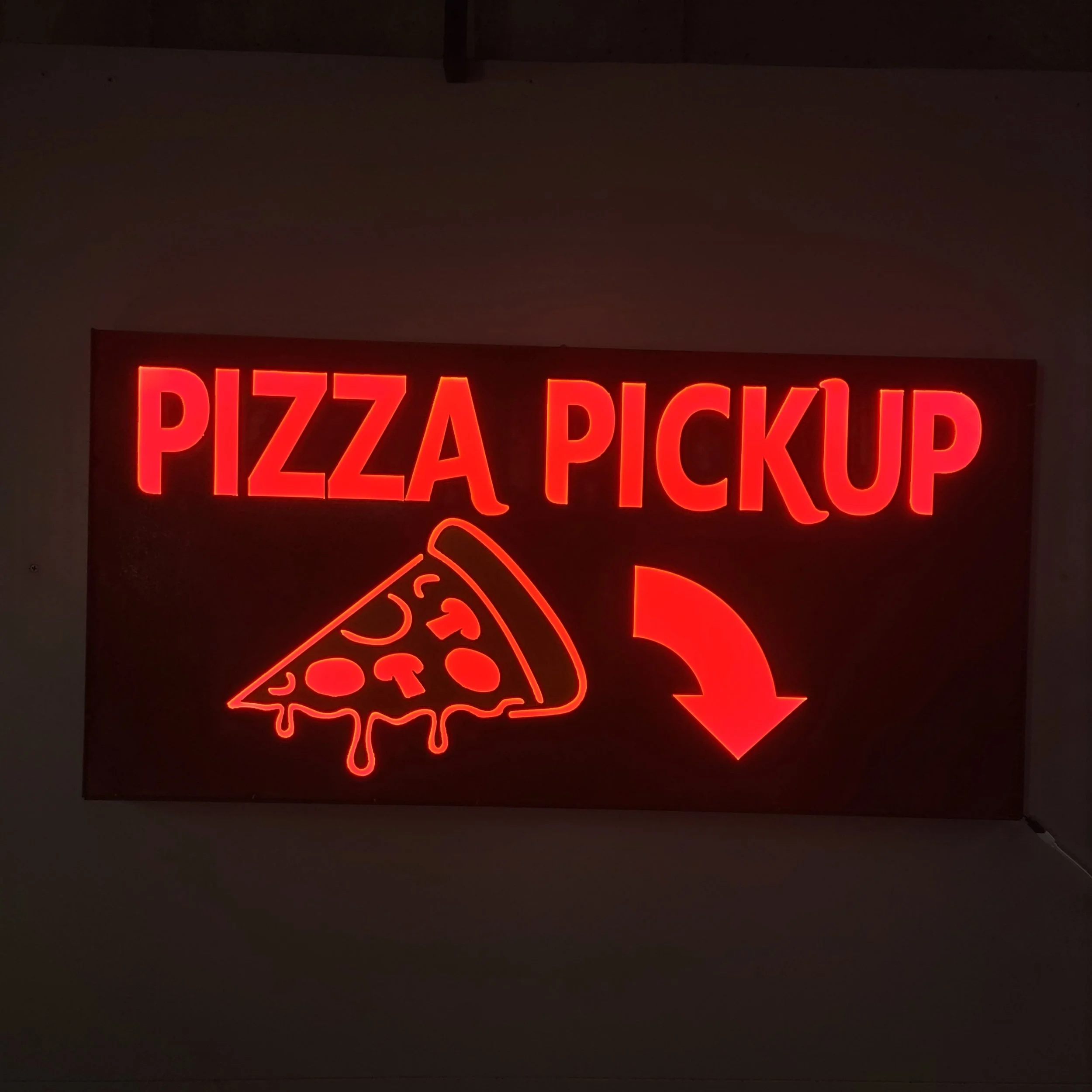 Pizza PU red.jpg