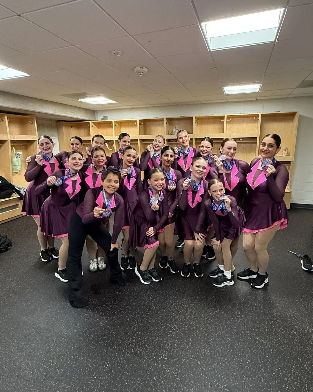 It&rsquo;s Medal Monday, and our teams are bringing home hardware from the Synchro Fall Classic! 🏅

We witnessed inspiring performances, impressive comebacks, and personal bests across the board. We&rsquo;re incredibly proud of all our Ice Denettes 