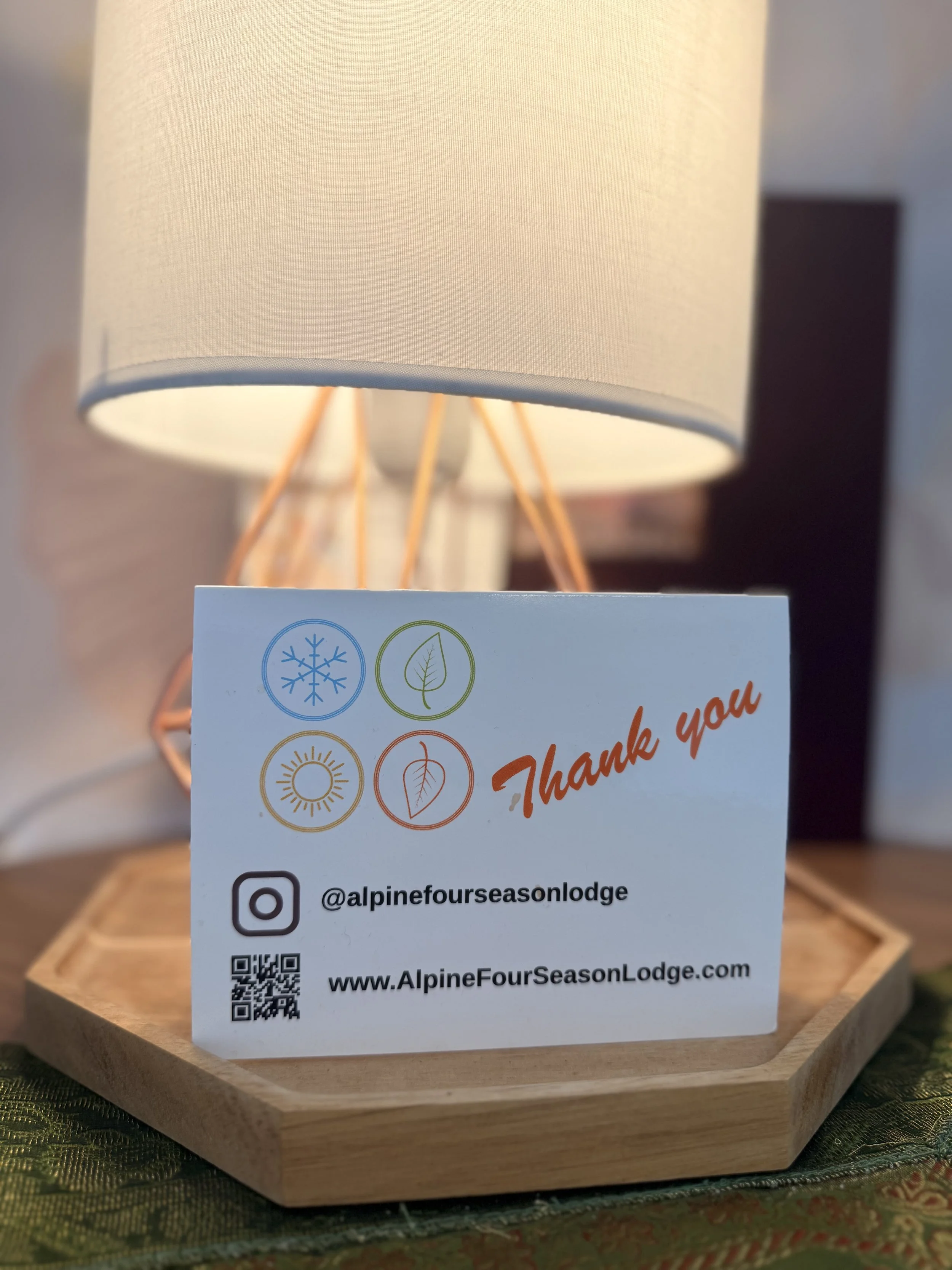 💌 Thoughtful welcoming touches at Alpine Four Season Lodge.