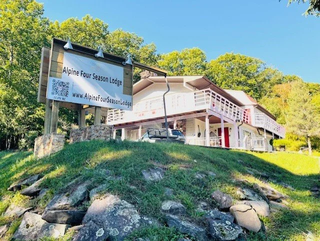Summer is one of our favorite seasons at Alpine Four Season Lodge. The property is beautifully nestled amidst a lush, verdant forest, offering a serene escape into nature.