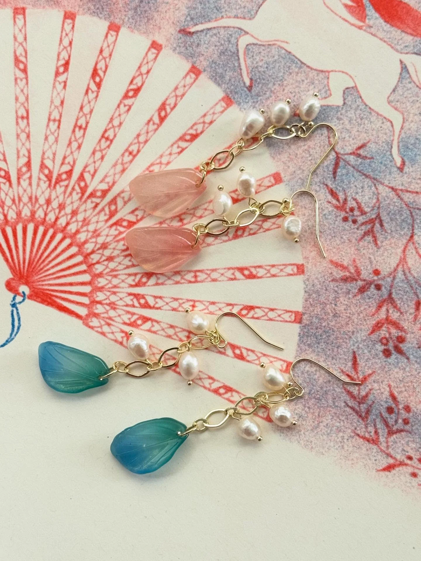 Just dropped 🌟 

Our new earrings are here filled with so many different styles and colors <3 These are just a few pieces, check out our website to see more!