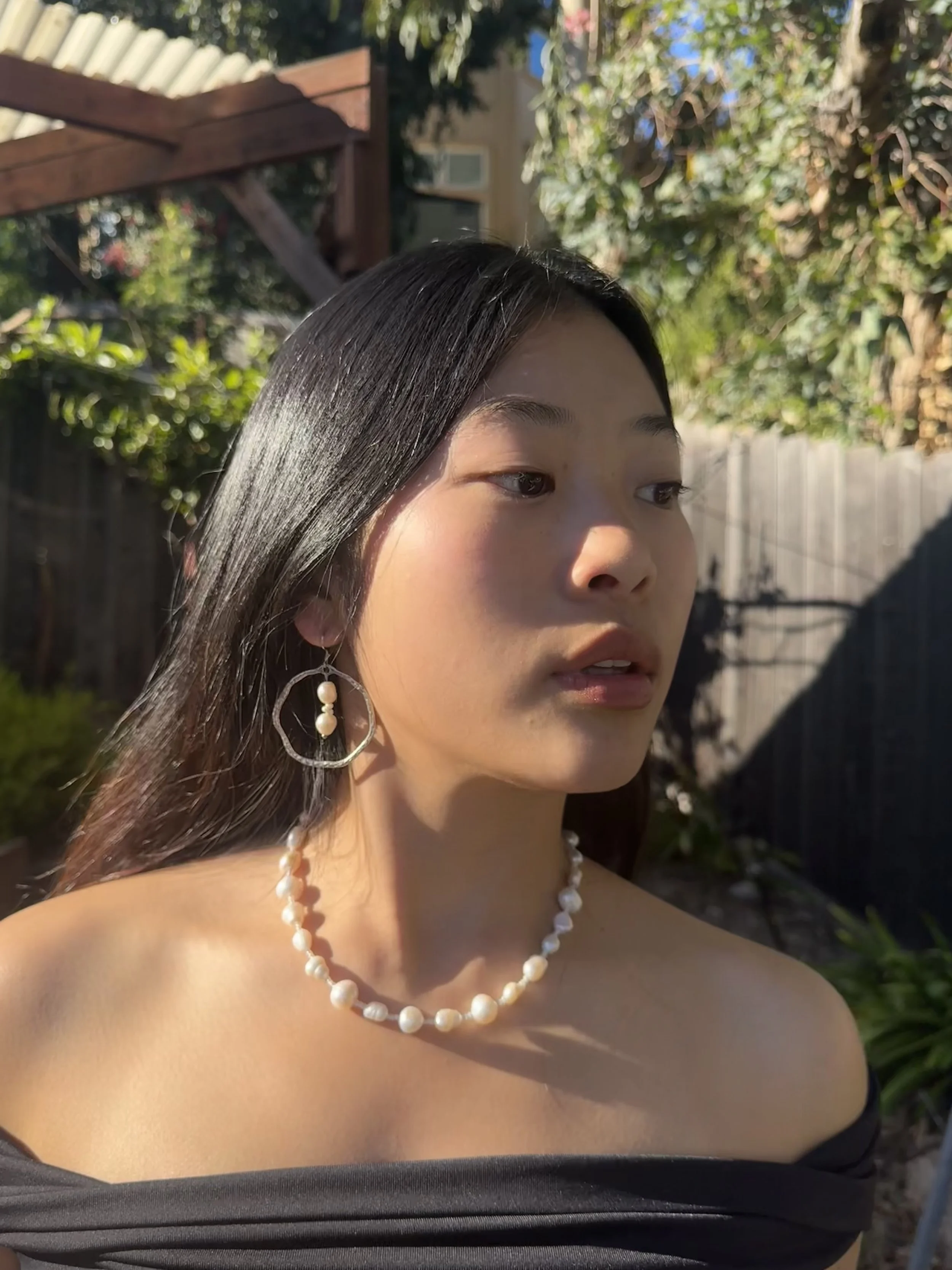 Light Pearl Necklace