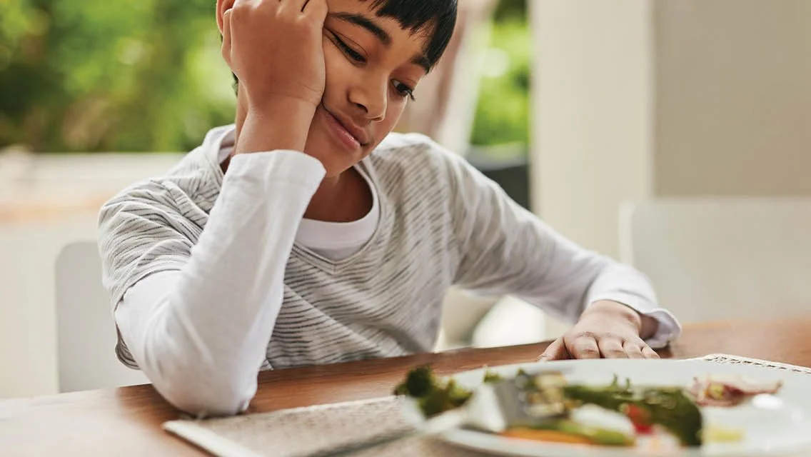 10 Tips to Help Kids Develop a Healthy Relationship With Food