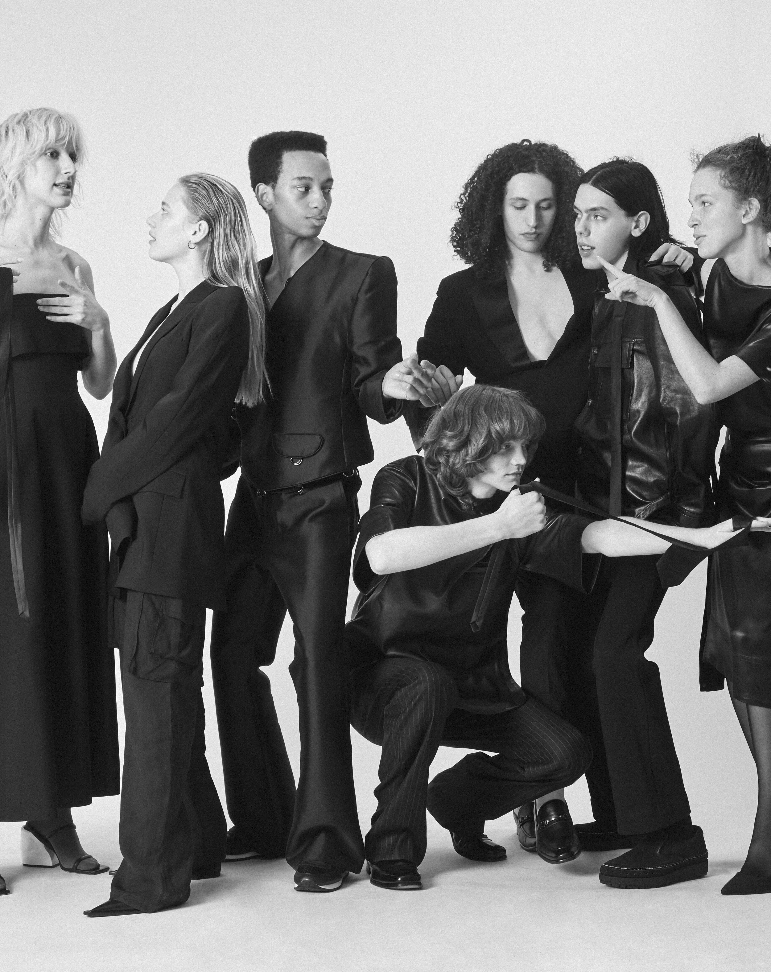 SHOT 15_FULL GROUP_20_02_27_VOGUE.IT23439.jpg