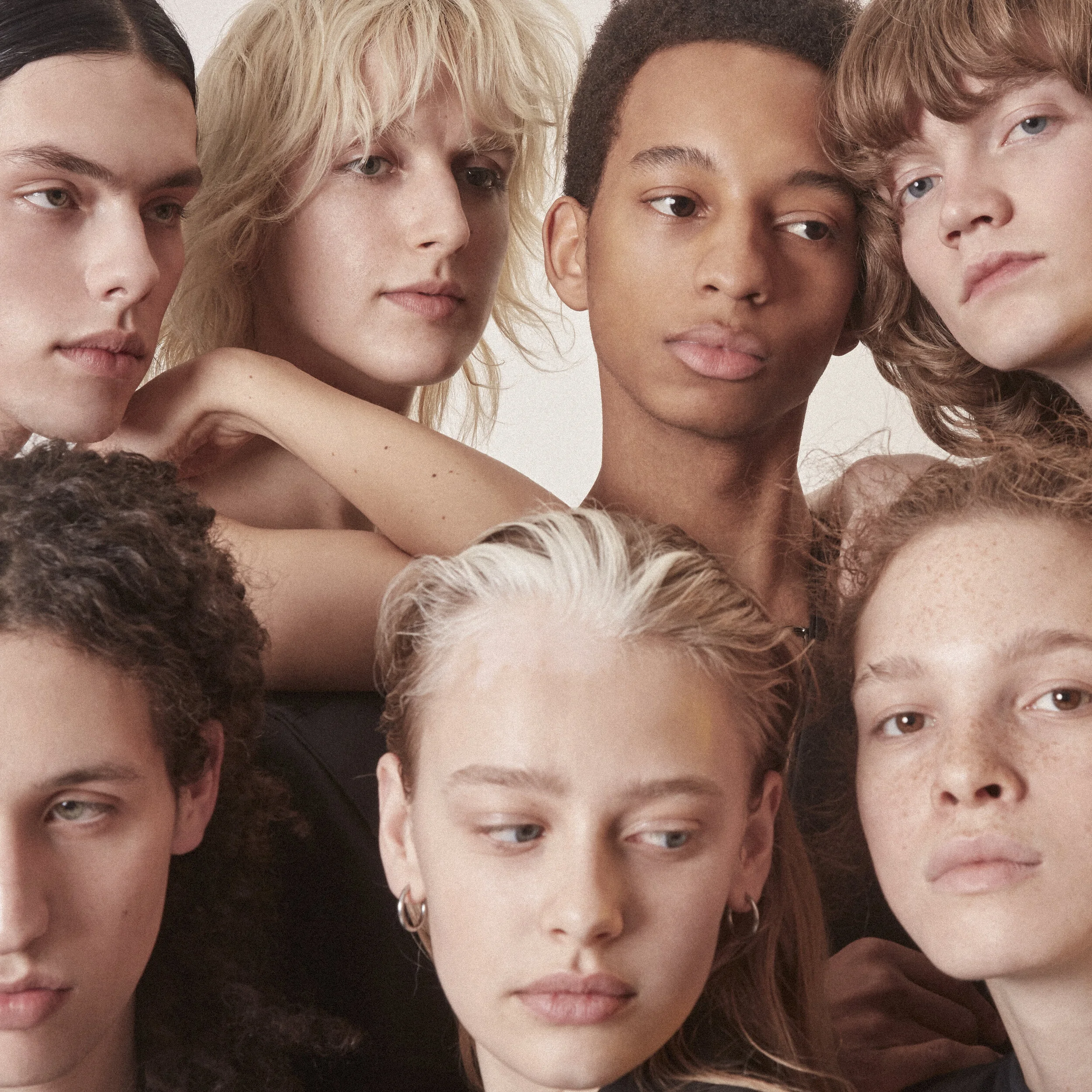 SHOT 15_FULL GROUP_20_02_27_VOGUE.IT23697.jpg