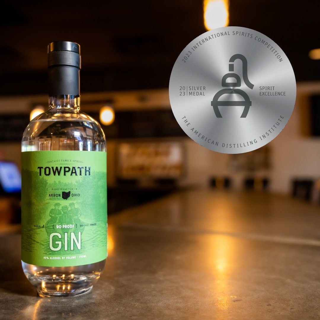 Gin Award Square-min.jpg