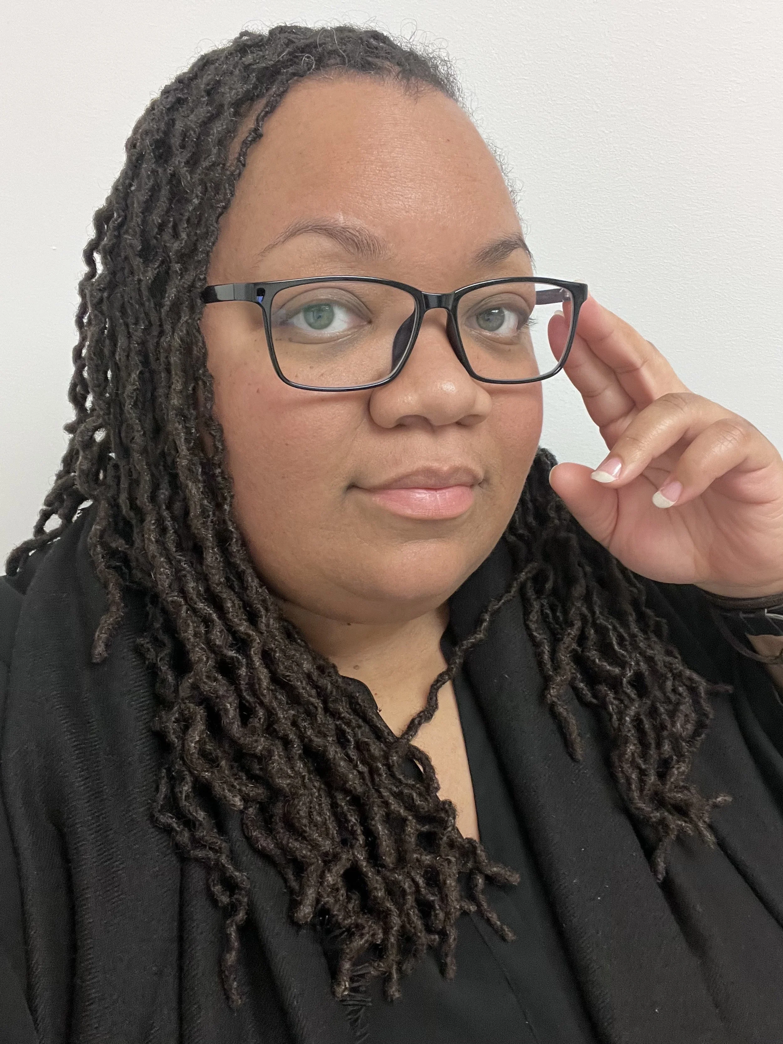 Picture of Lola Howard