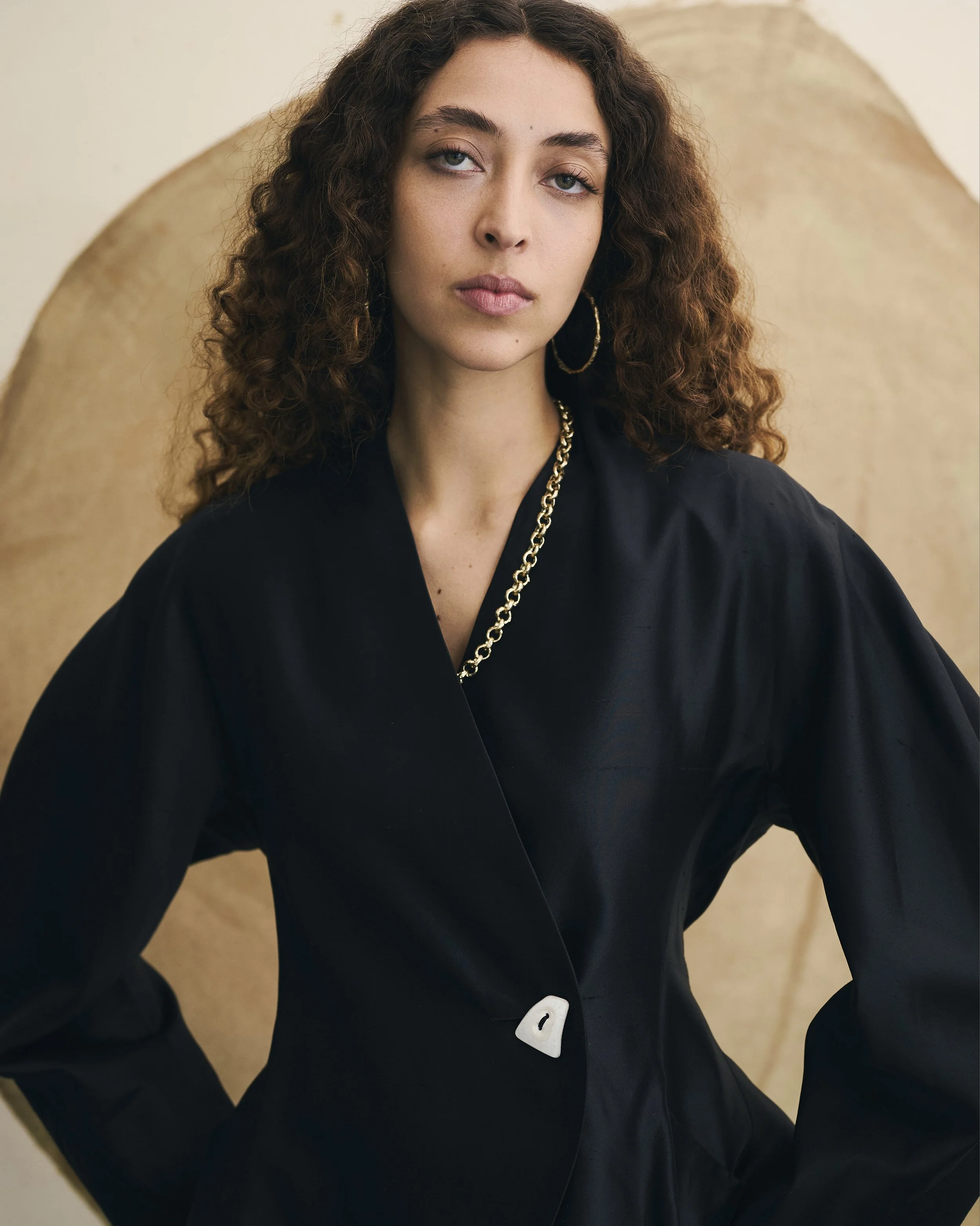 SN-DIA-SCATTER-CHAIN-NECK-I [MODEL-25].jpg