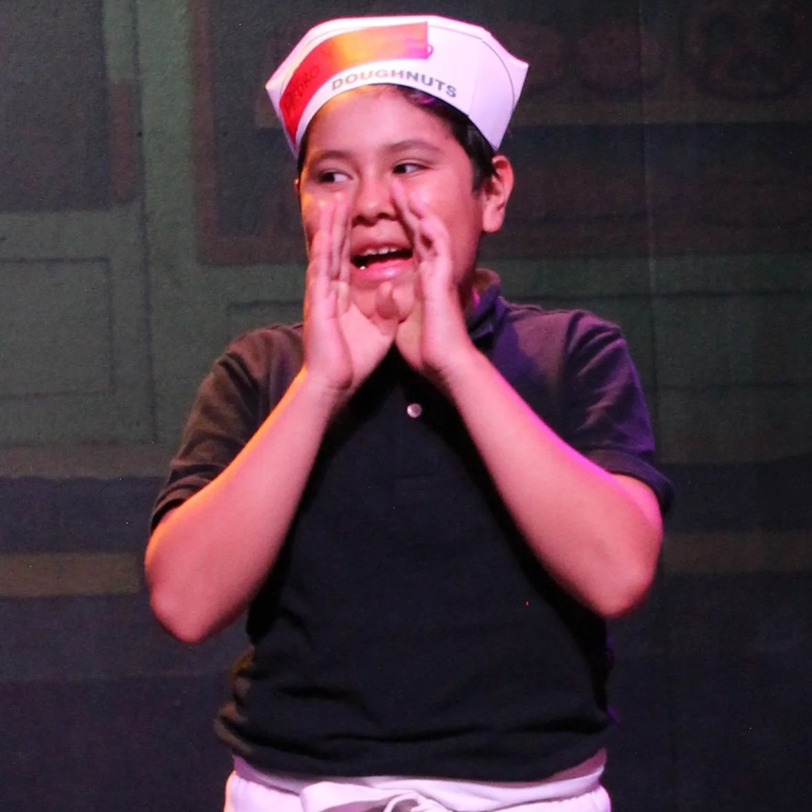 Cuando los niños pueden crear en su propio idioma, encuentran su voz
