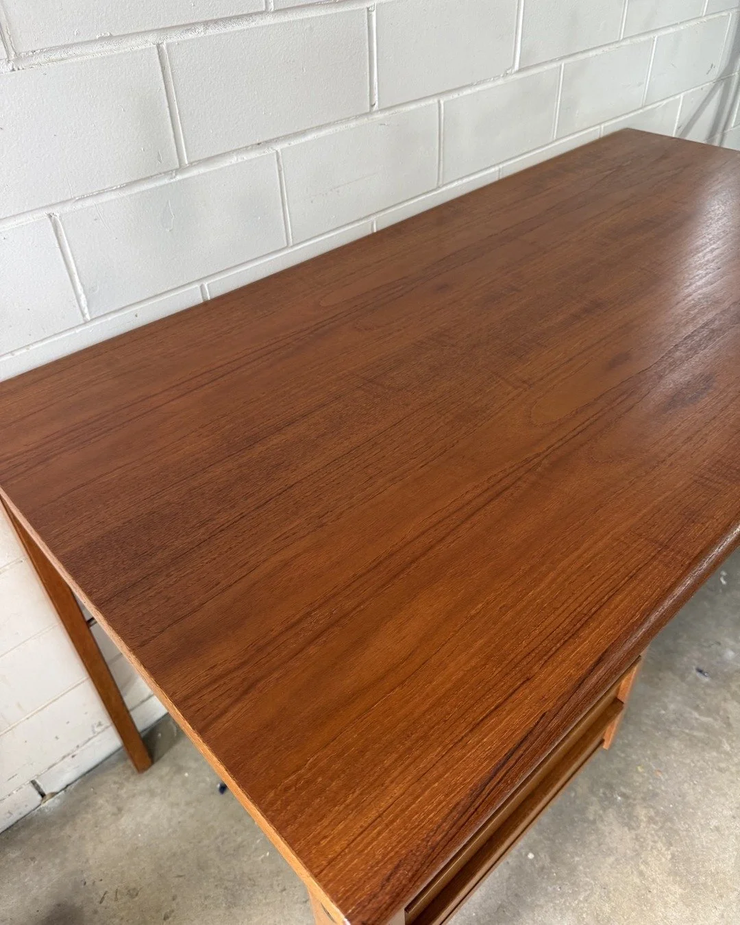 desk-10.jpg