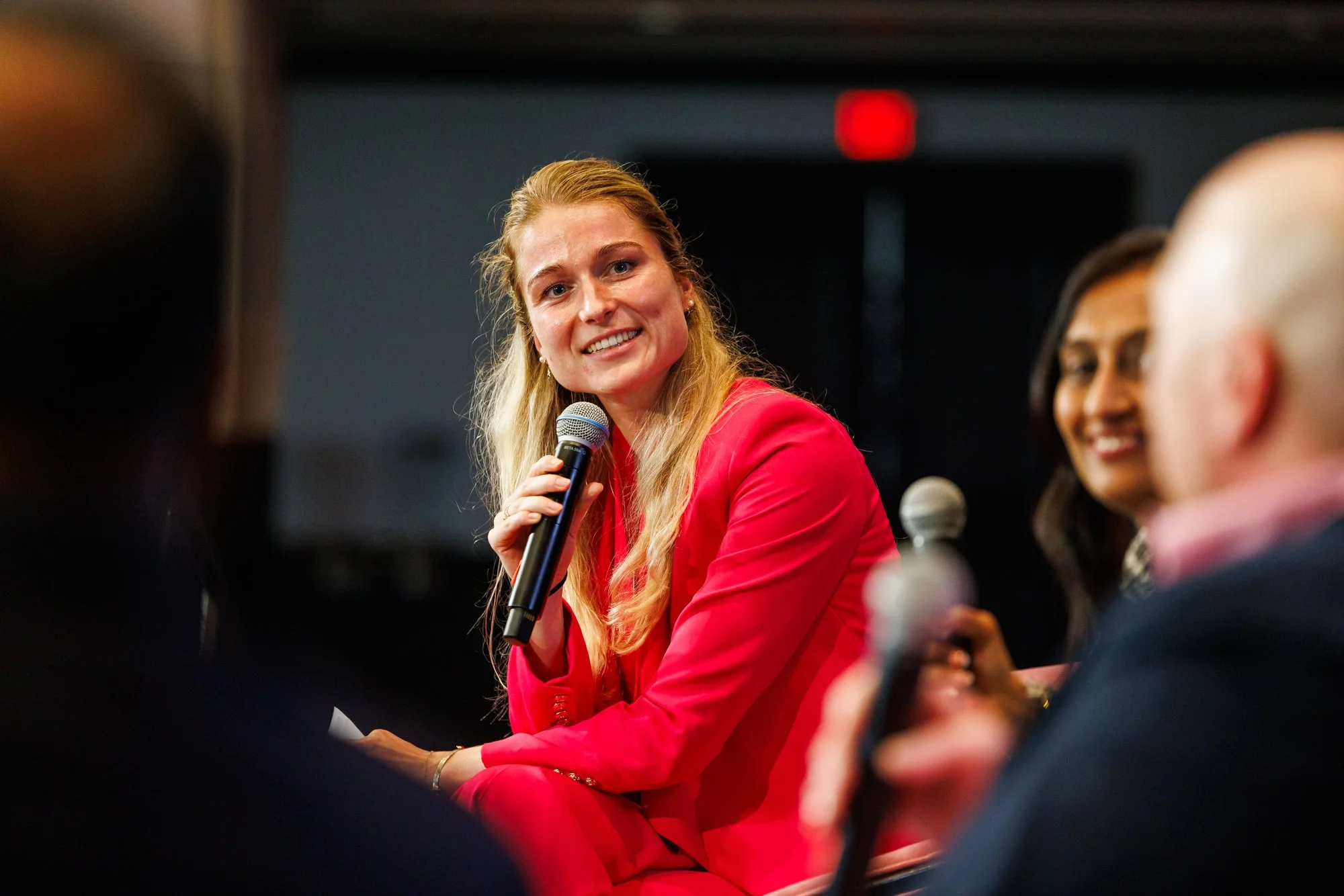 Leading Through Disruption: Why Diverse Perspectives Matter: How women and men can lead the European chemical industry forward—together (175th EPL Event)
