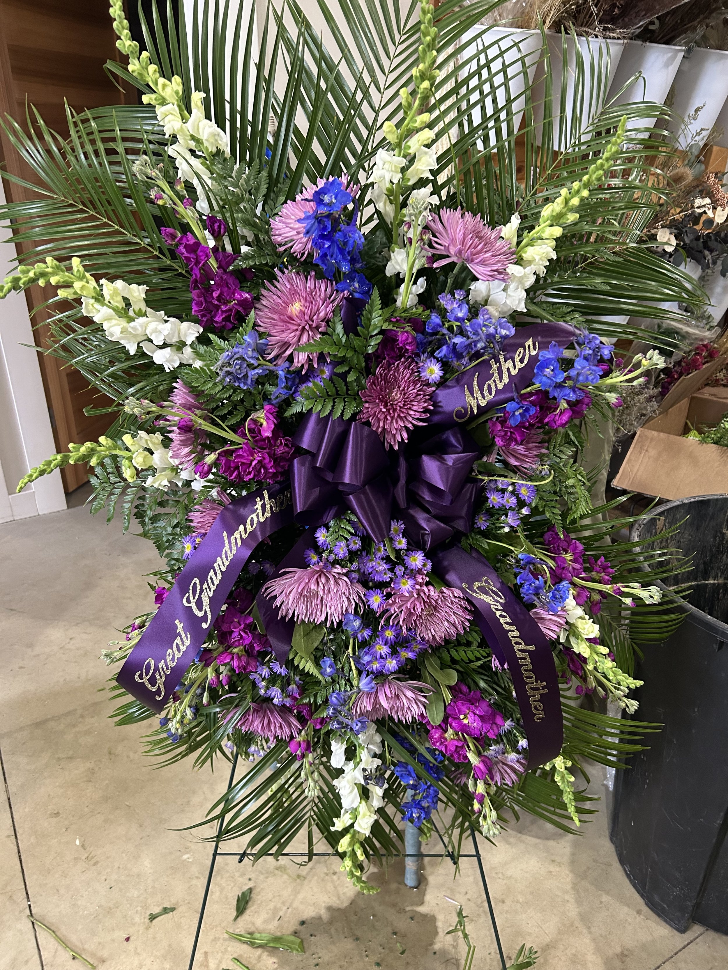 Easel Spray - Sympathy Arrangement
