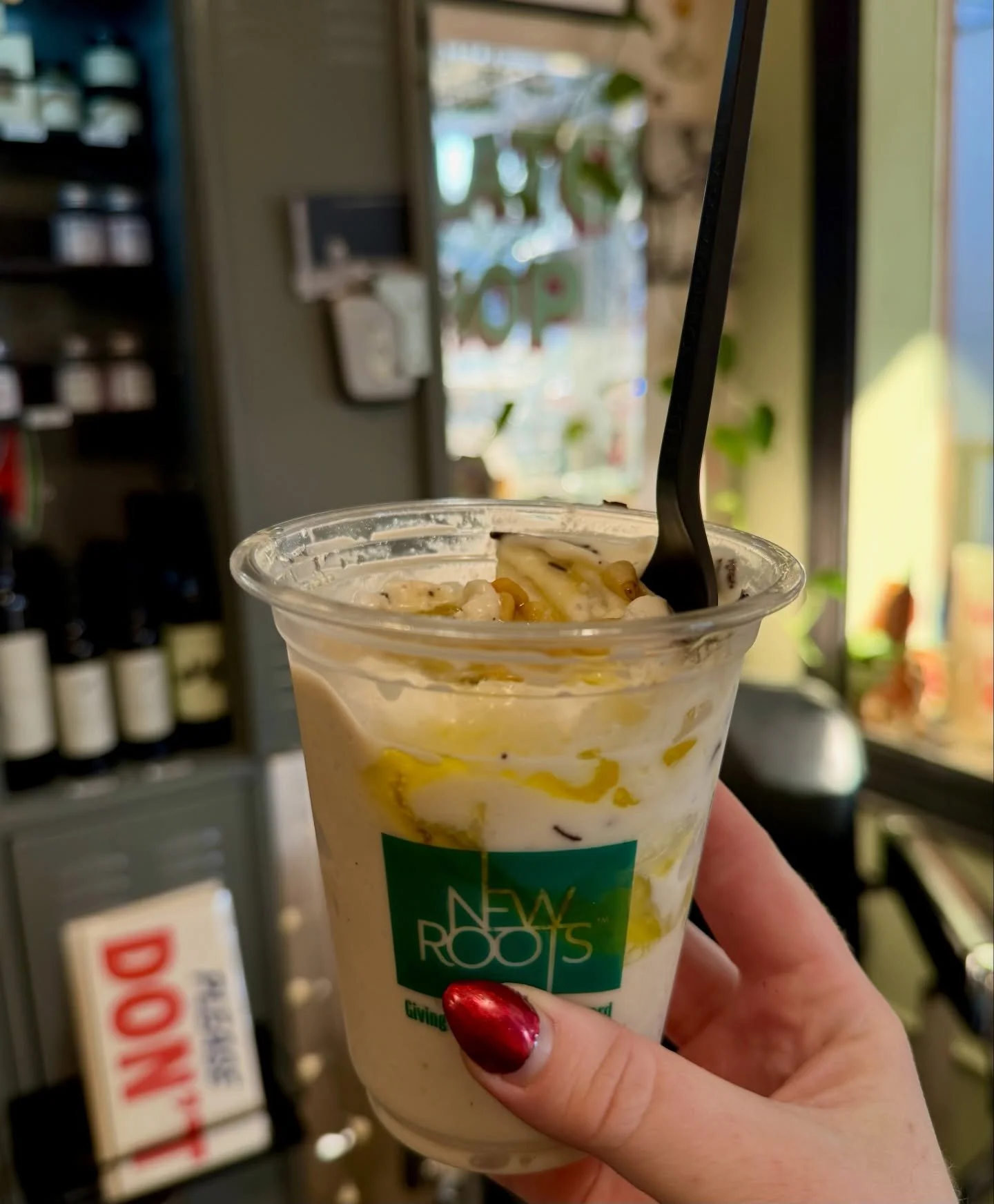 Olive Oil Sundae: Our Olive Oil Stracciatella is made from Palestinian olive oil and our house made cashew cream with bits of crunchy olive oil dark chocolate bits. 
Try it in this weekend&rsquo;s special Olive Oil Sundae. Olive Oil Stracciatella and