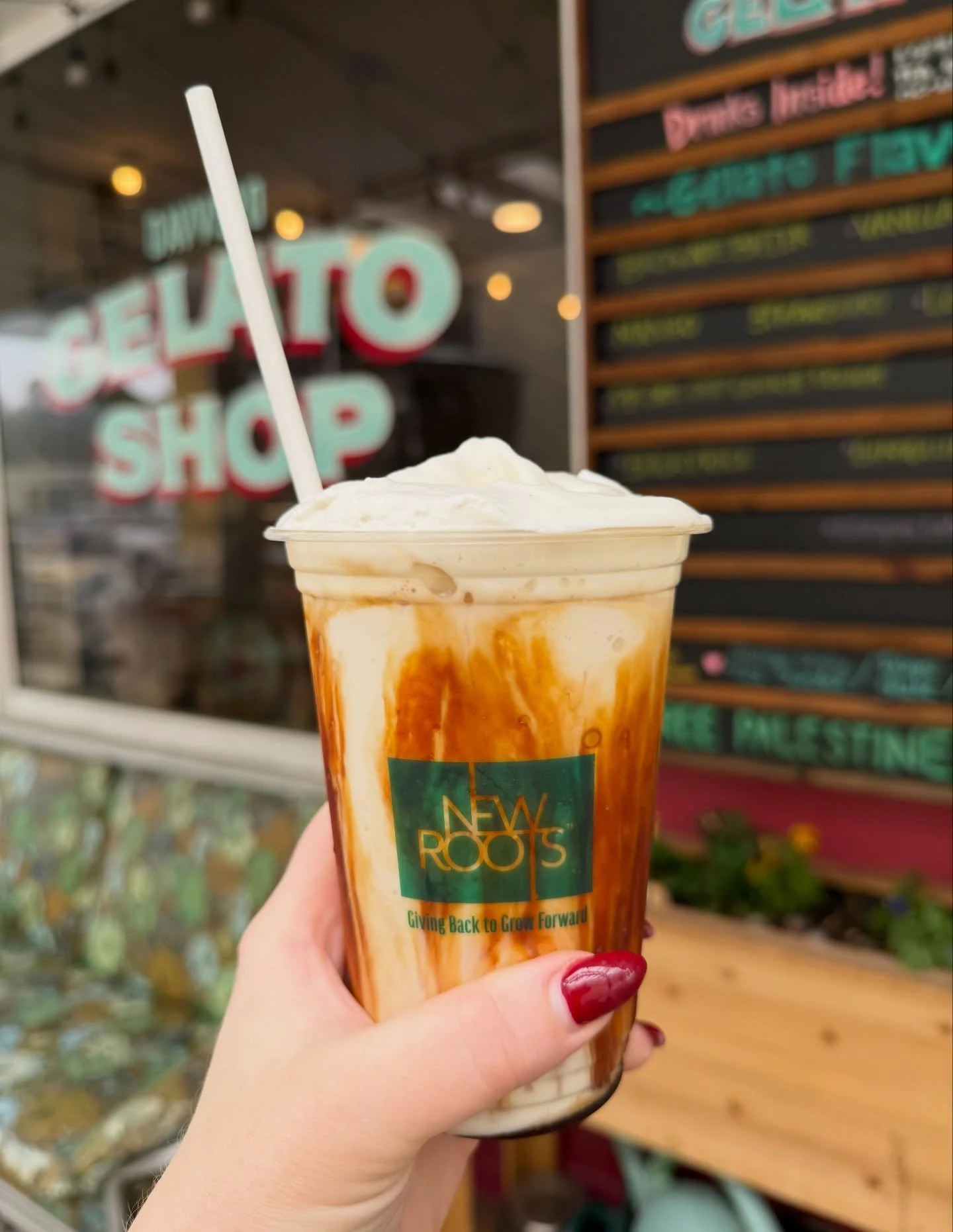 🇹🇷Tahini Shake: tahini gelato with bits or helva blended w oat milk topped with grape molasses and fresh whipped cream. This shake is extra special to me: inspired by Tahin Pekmez- the ubiquitous Turkish breakfast spread of tahini mixed w grape mol